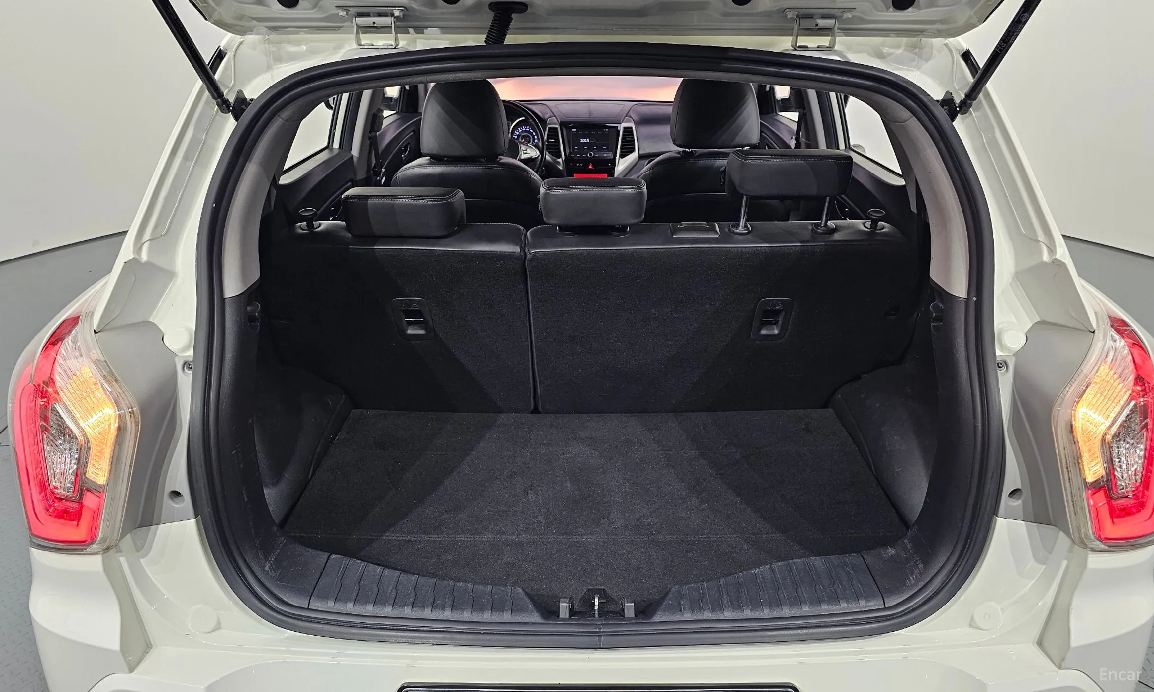 KG Mobility (SsangYong) Tivoli, Lazio превью 20