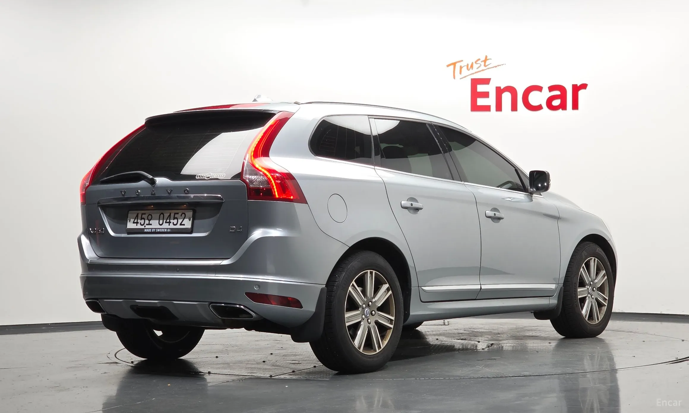 Volvo XC60 превью 2