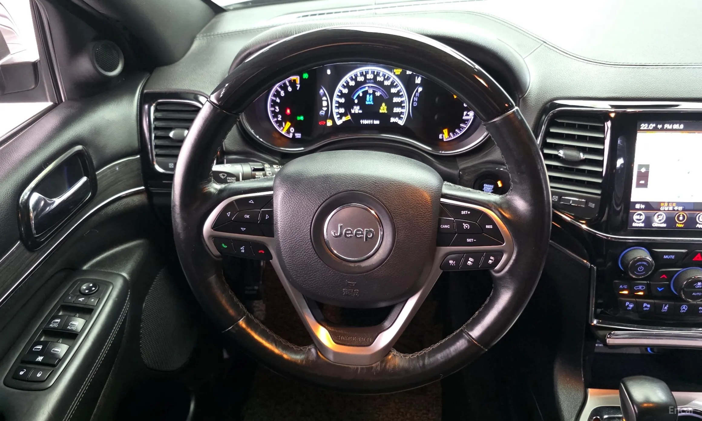 Jeep Grand Cherokee превью 13