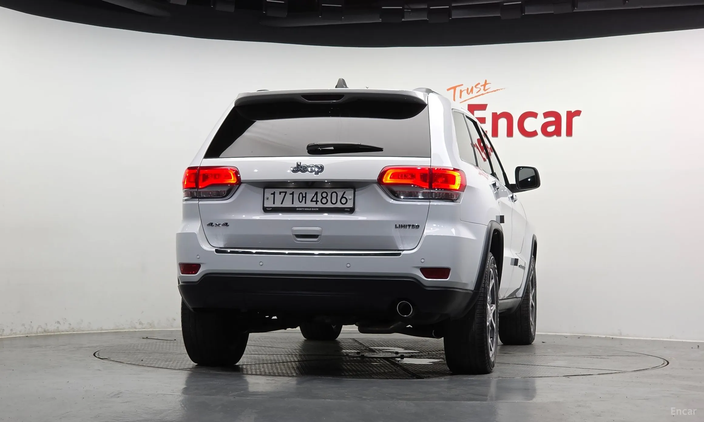 Jeep Grand Cherokee превью 4