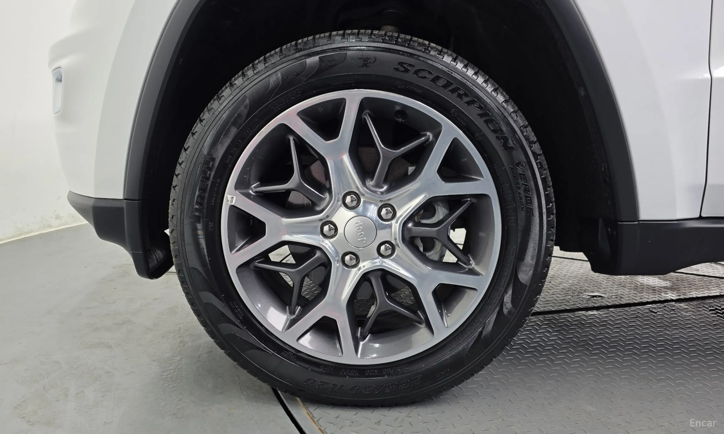 Jeep Grand Cherokee превью 5