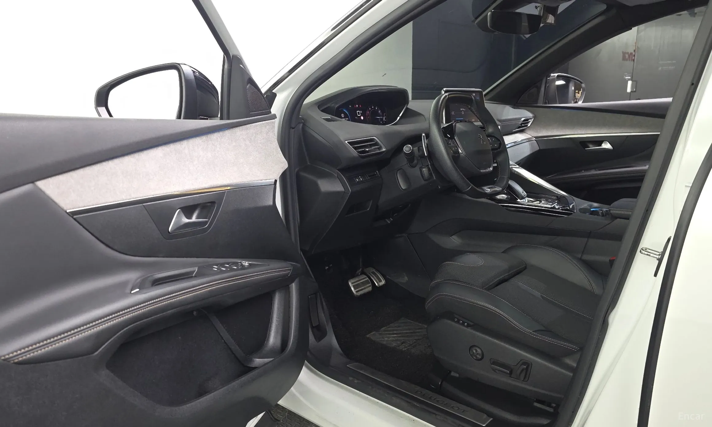Peugeot 3008 2nd generation превью 10