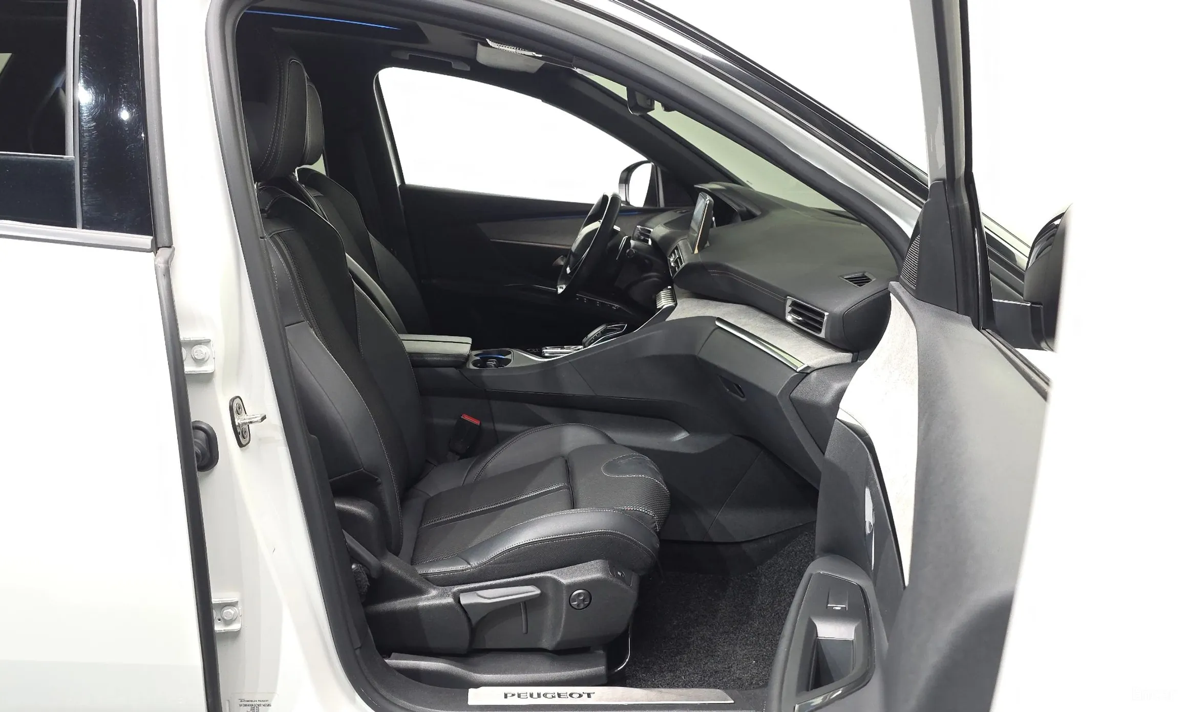 Peugeot 3008 2nd generation превью 11