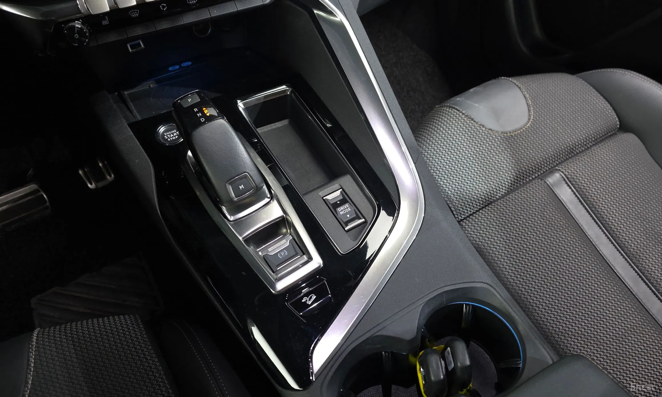 Peugeot 3008 2nd generation превью 9