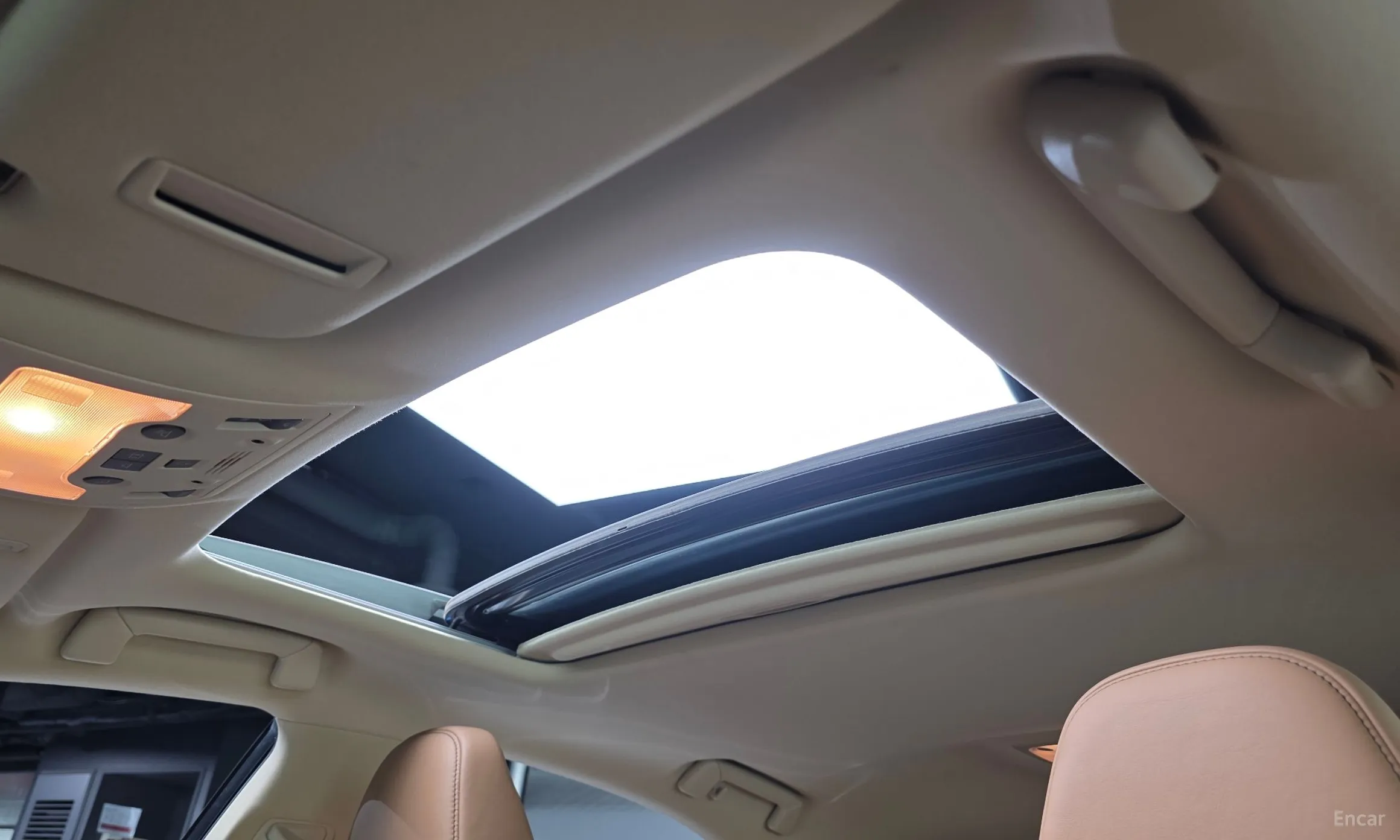 Lexus New IS200t превью 18