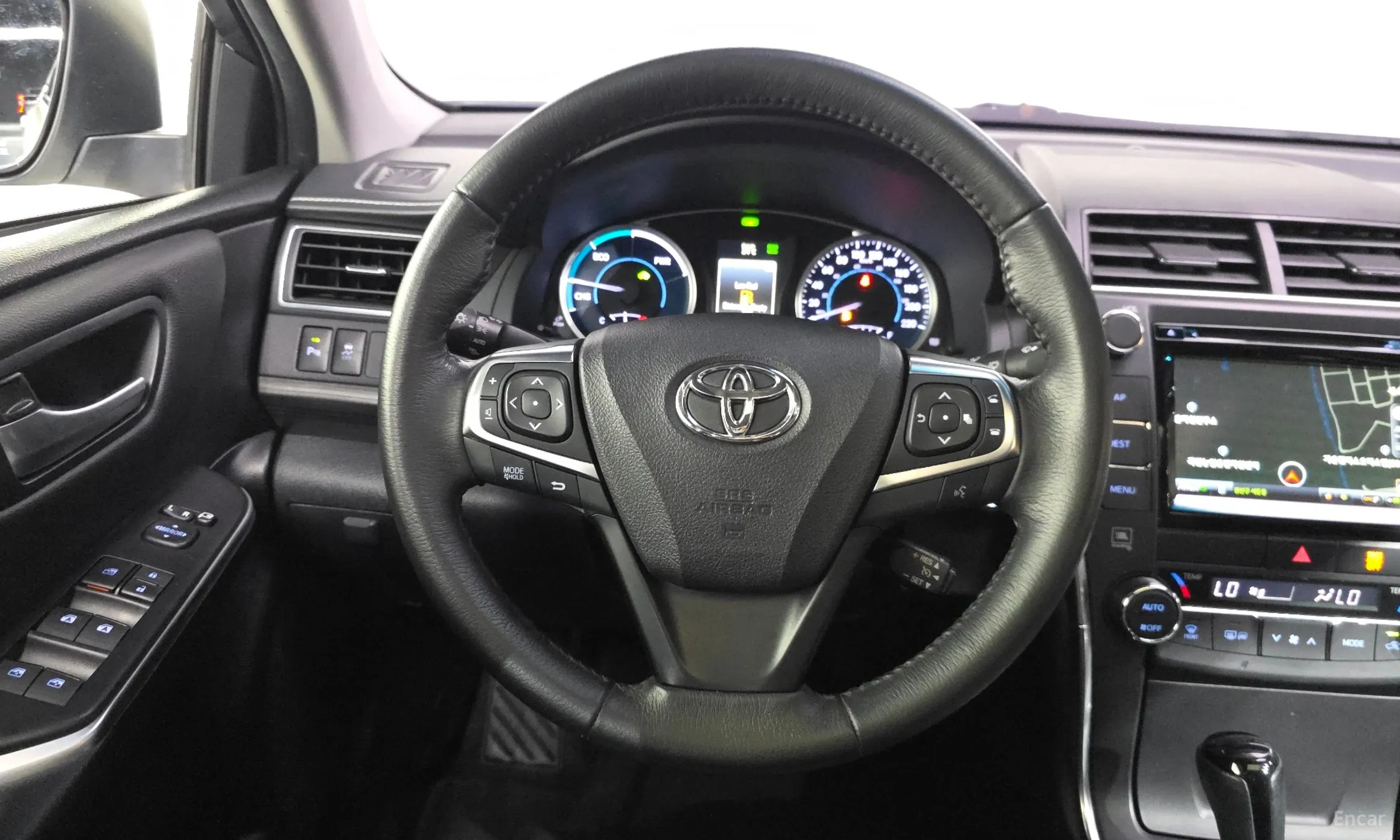 Toyota New Camry превью 13