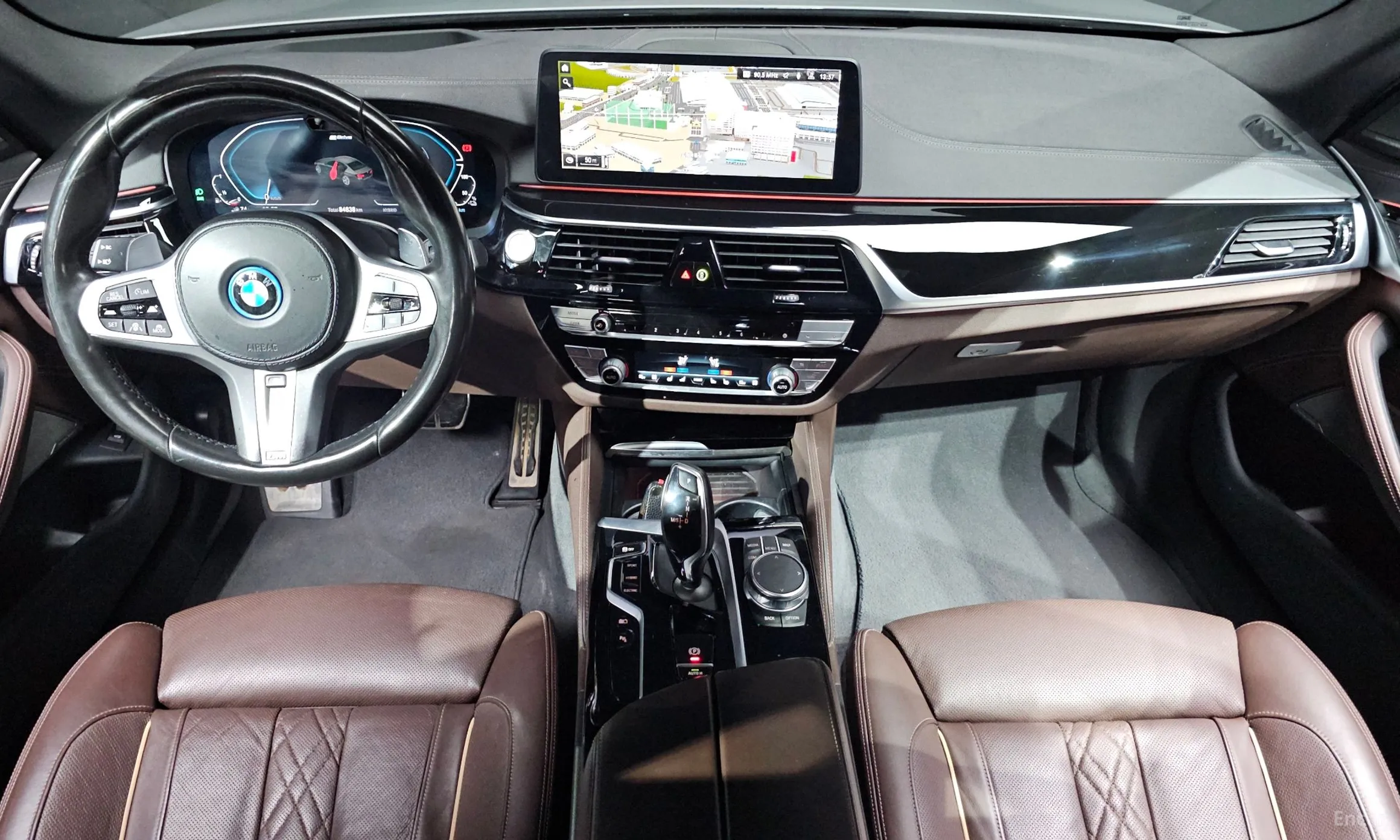 BMW 5 Series (G30) превью 7
