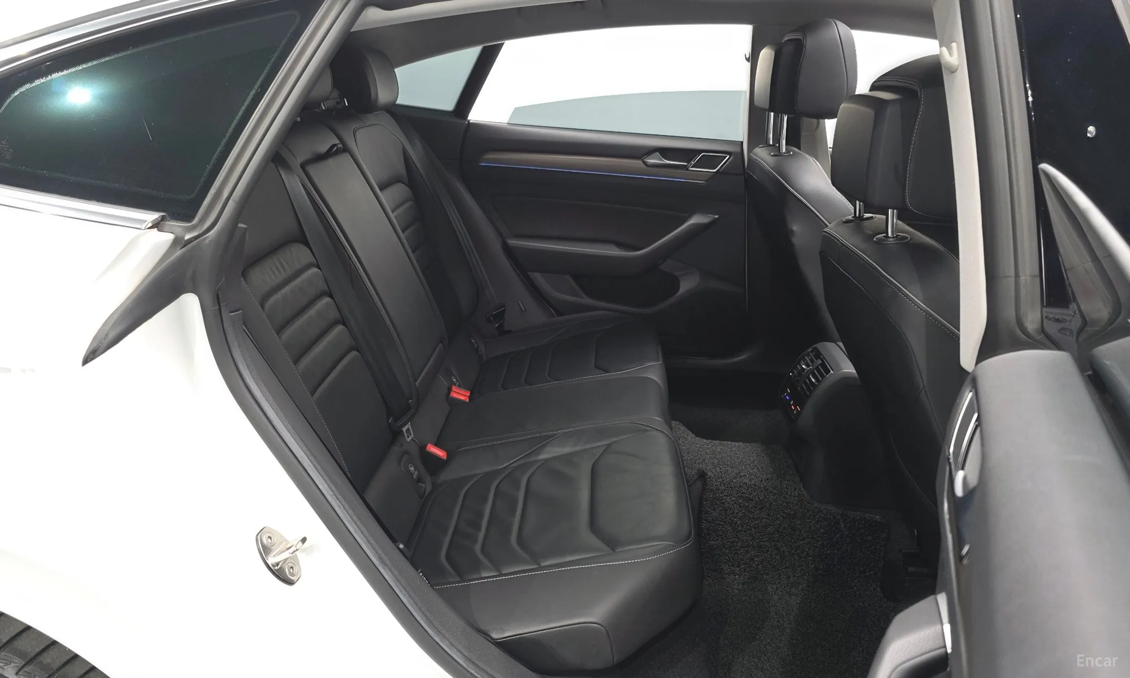 Volkswagen Ateon превью 11