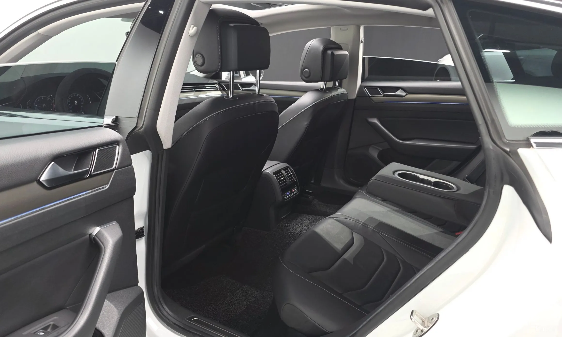 Volkswagen Ateon превью 12