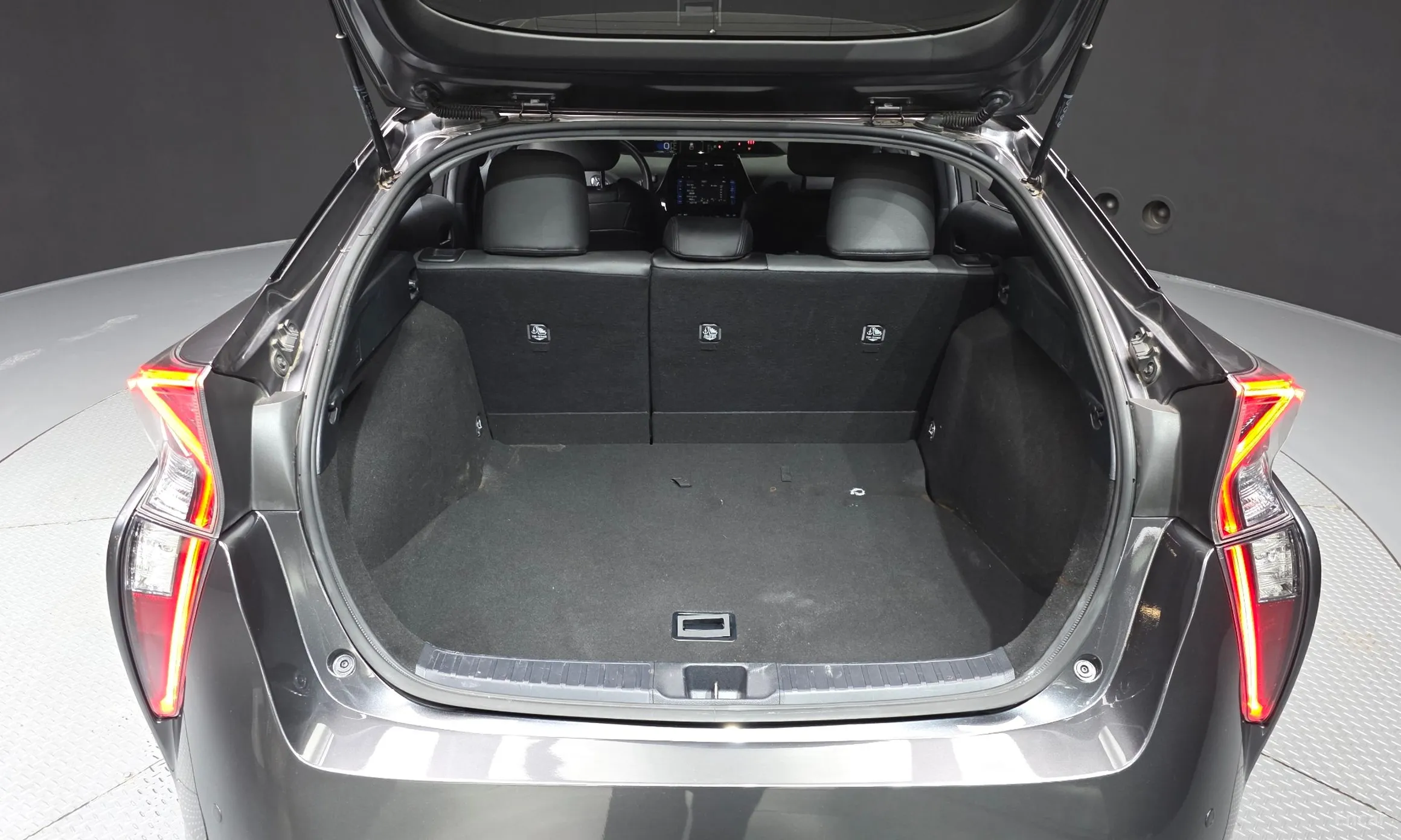 Toyota Prius 4th Generation превью 20
