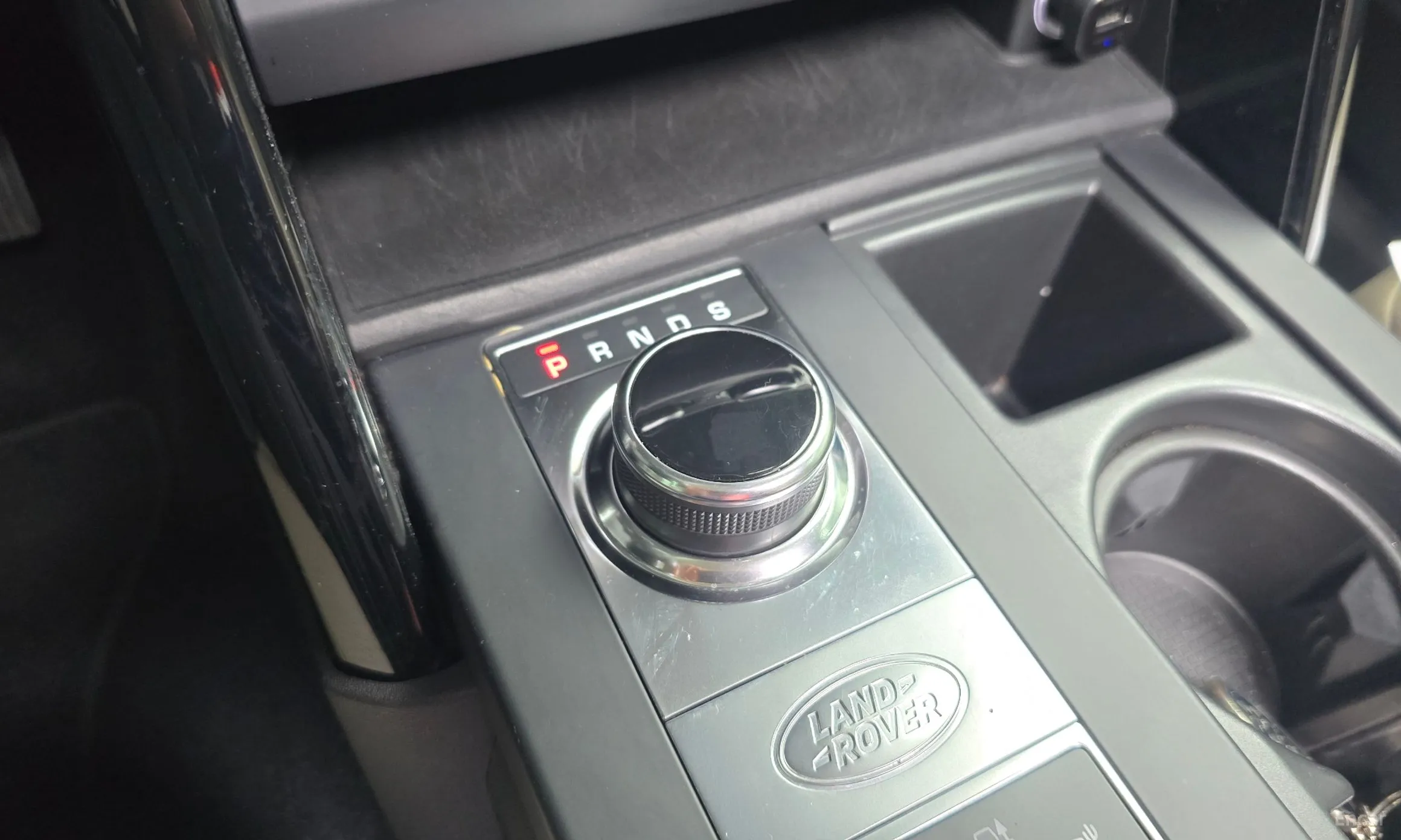 Land Rover Discovery 5 превью 9