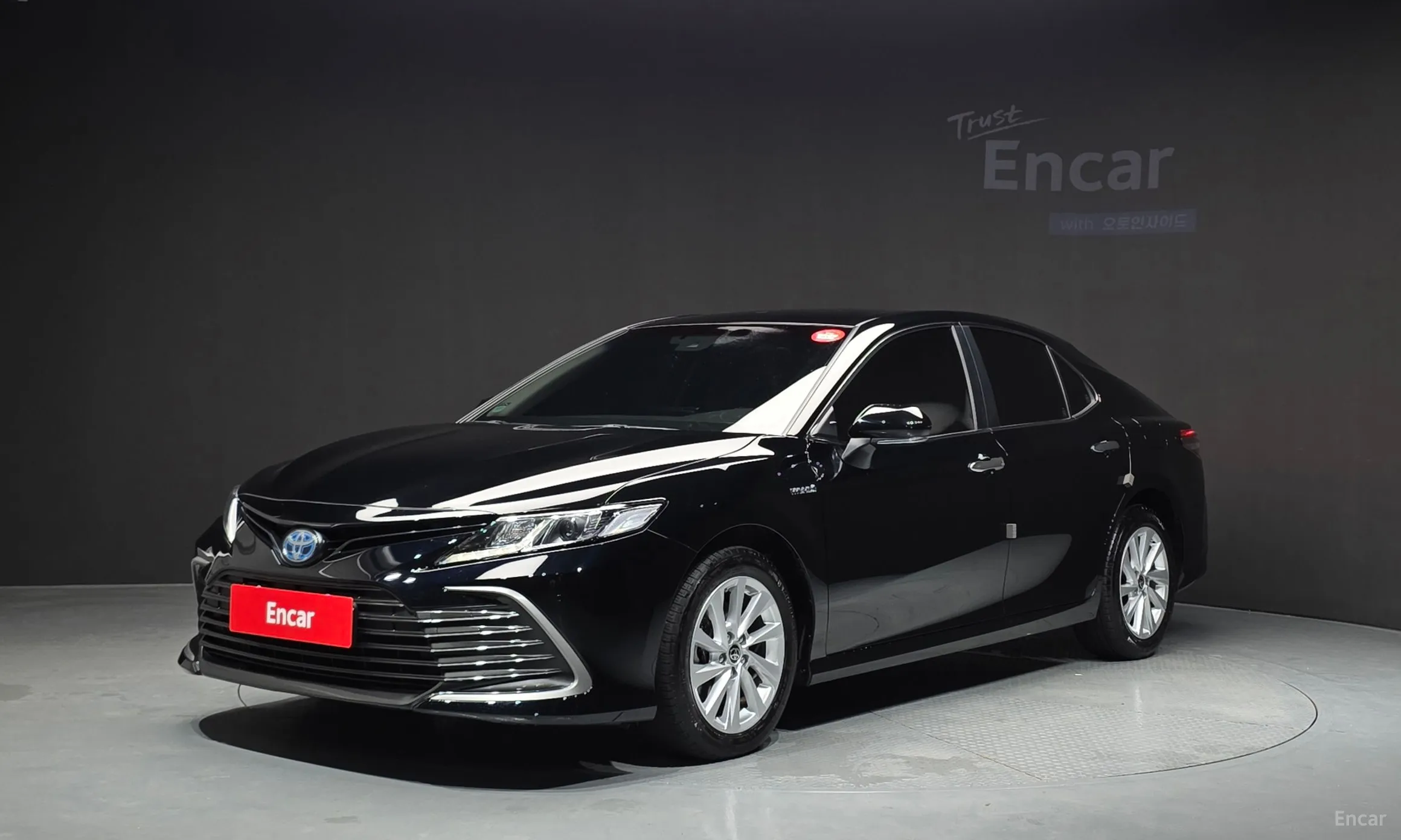 Toyota Camry (XV70)
