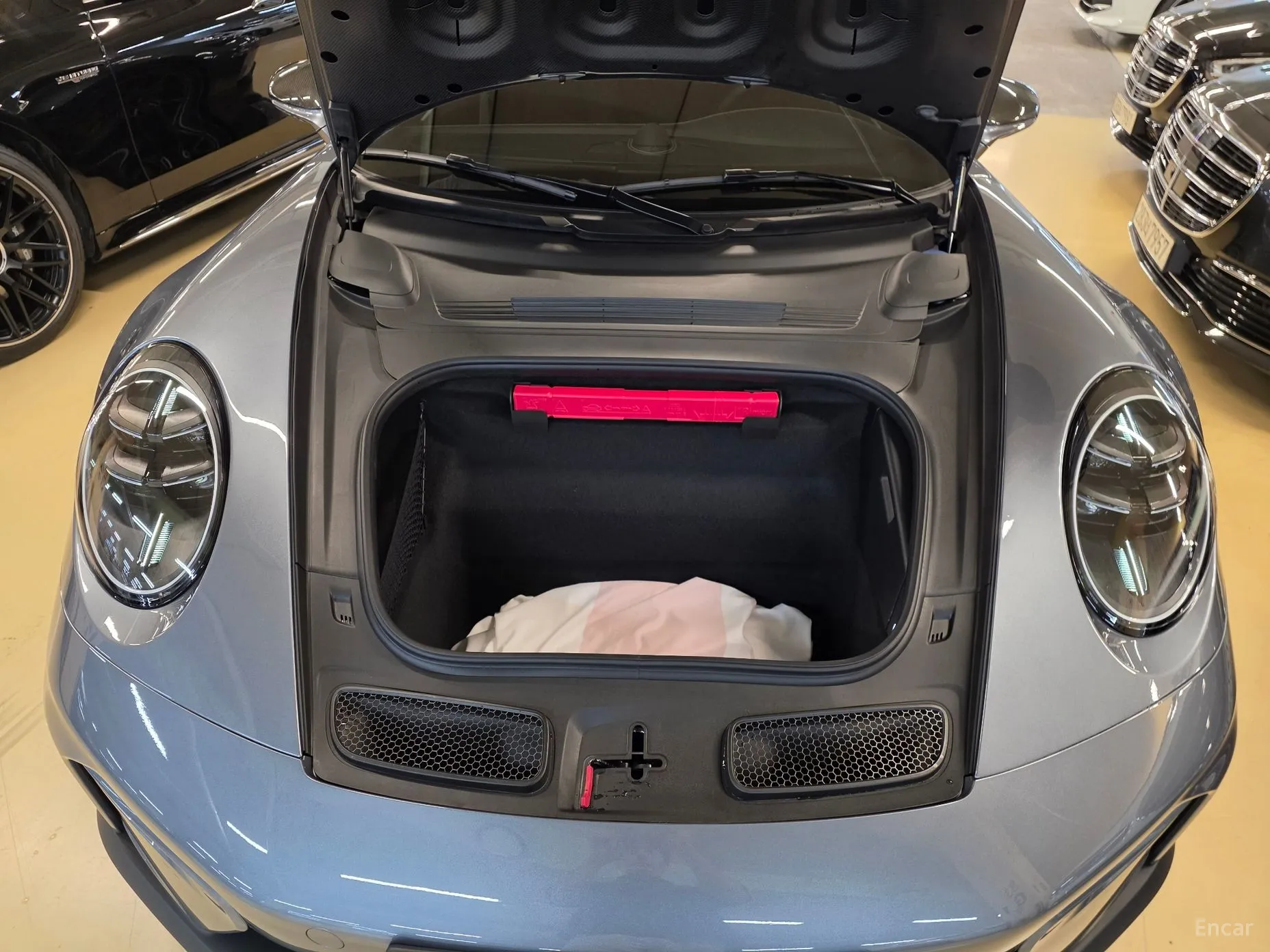 Porsche 911 (992) превью 5