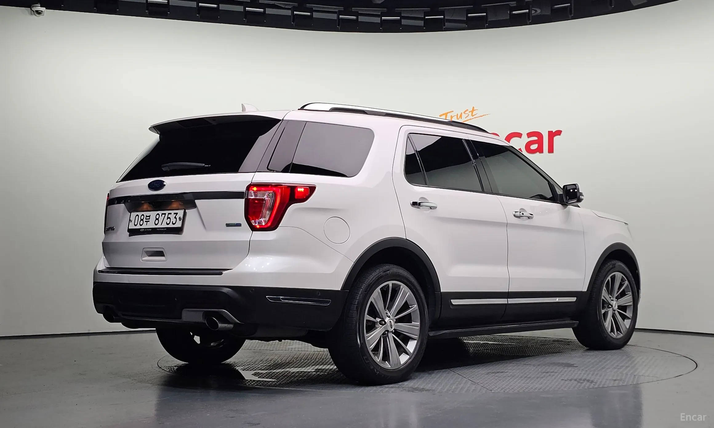 Ford Explorer превью 2