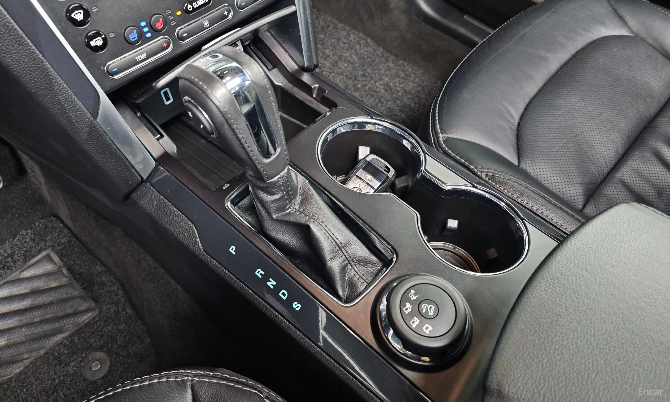 Ford Explorer превью 9