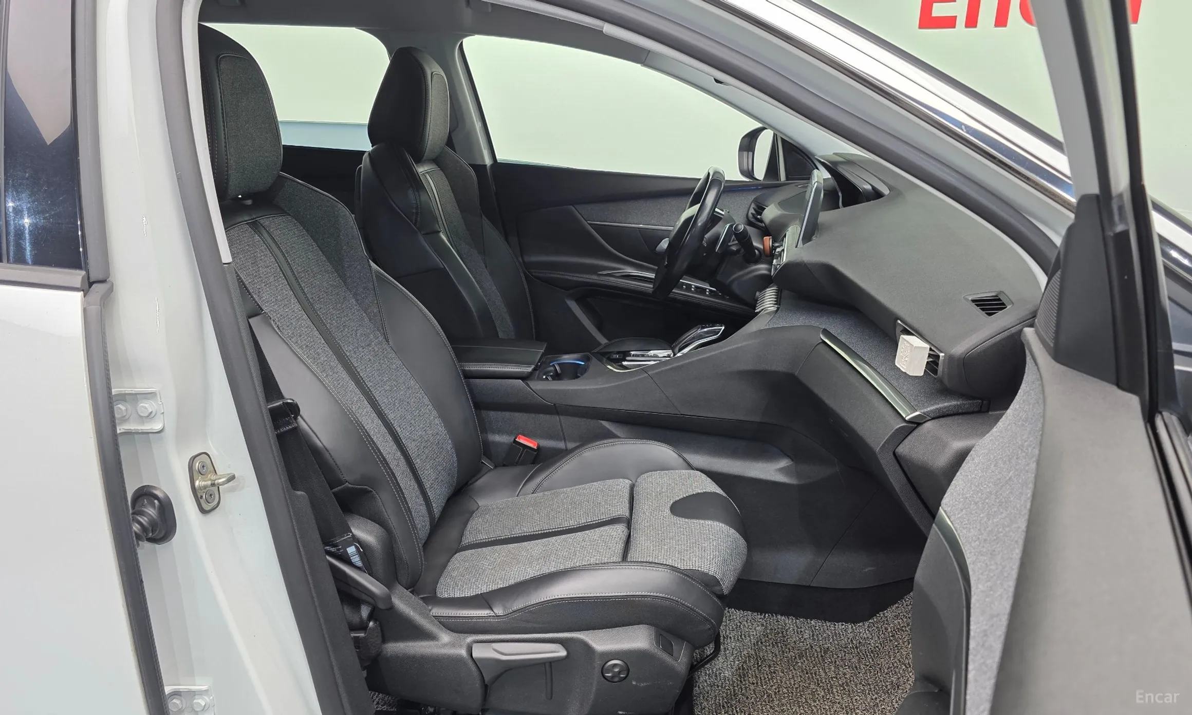 Peugeot 5008 2nd generation превью 11