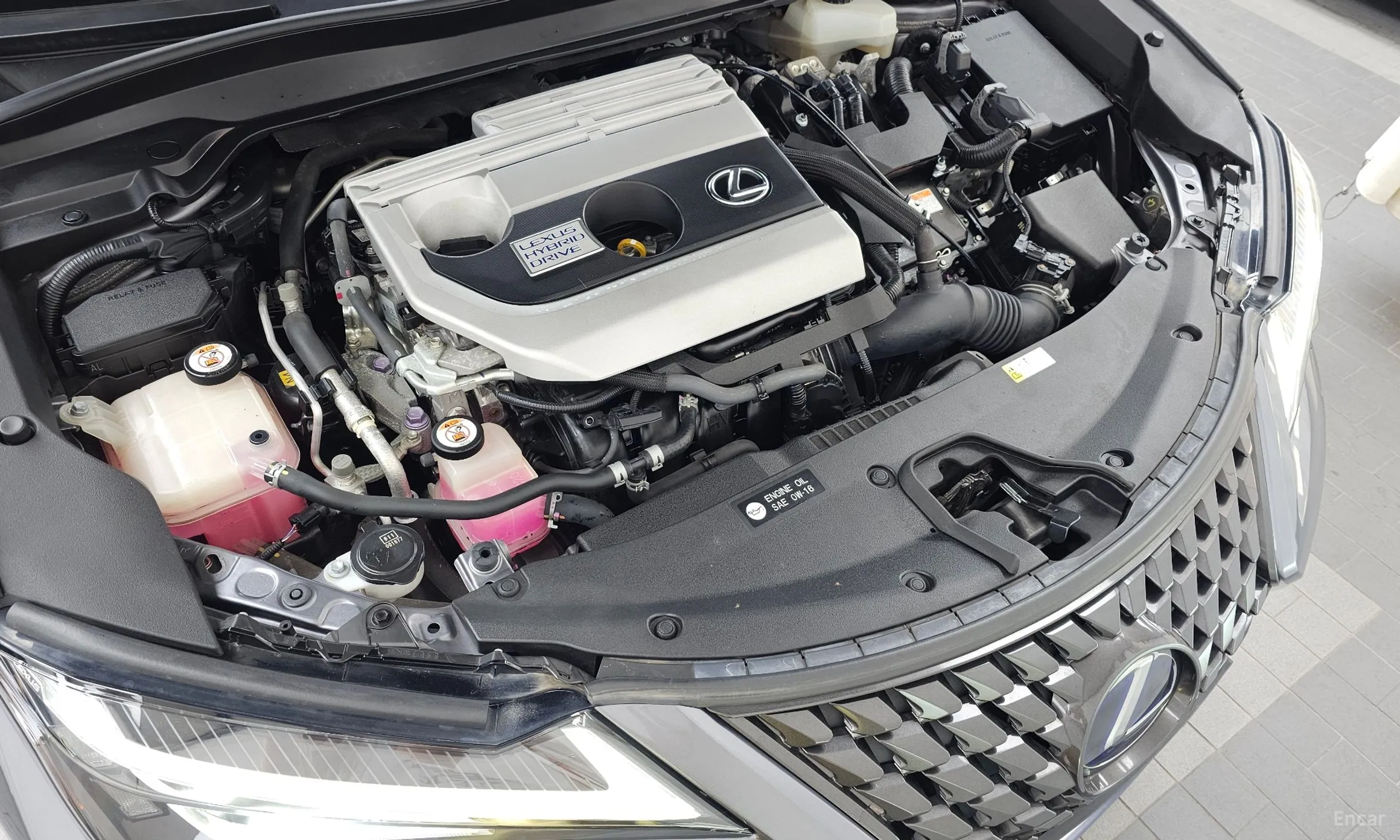 Lexus UX250h превью 6