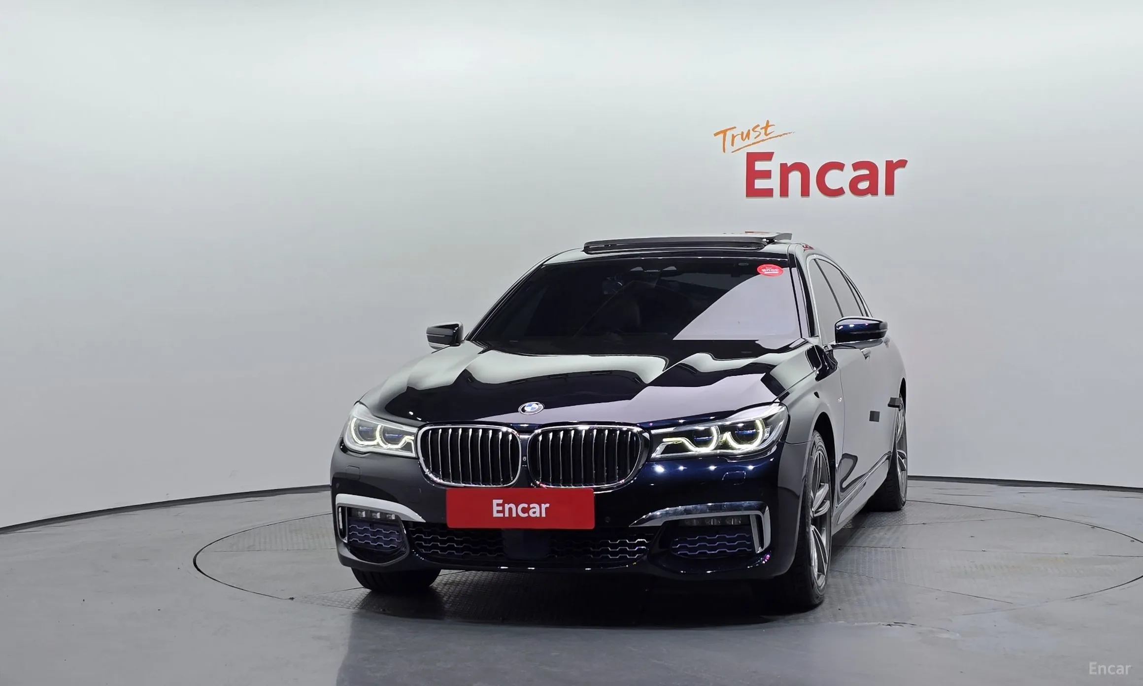 BMW 7 Series (G11) превью 3