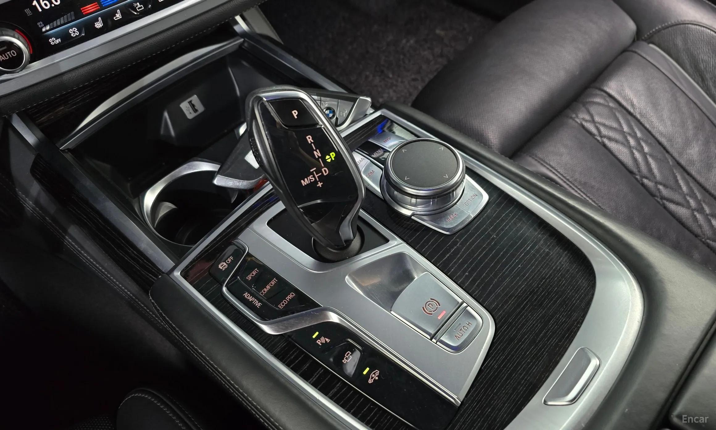 BMW 7 Series (G11) превью 9