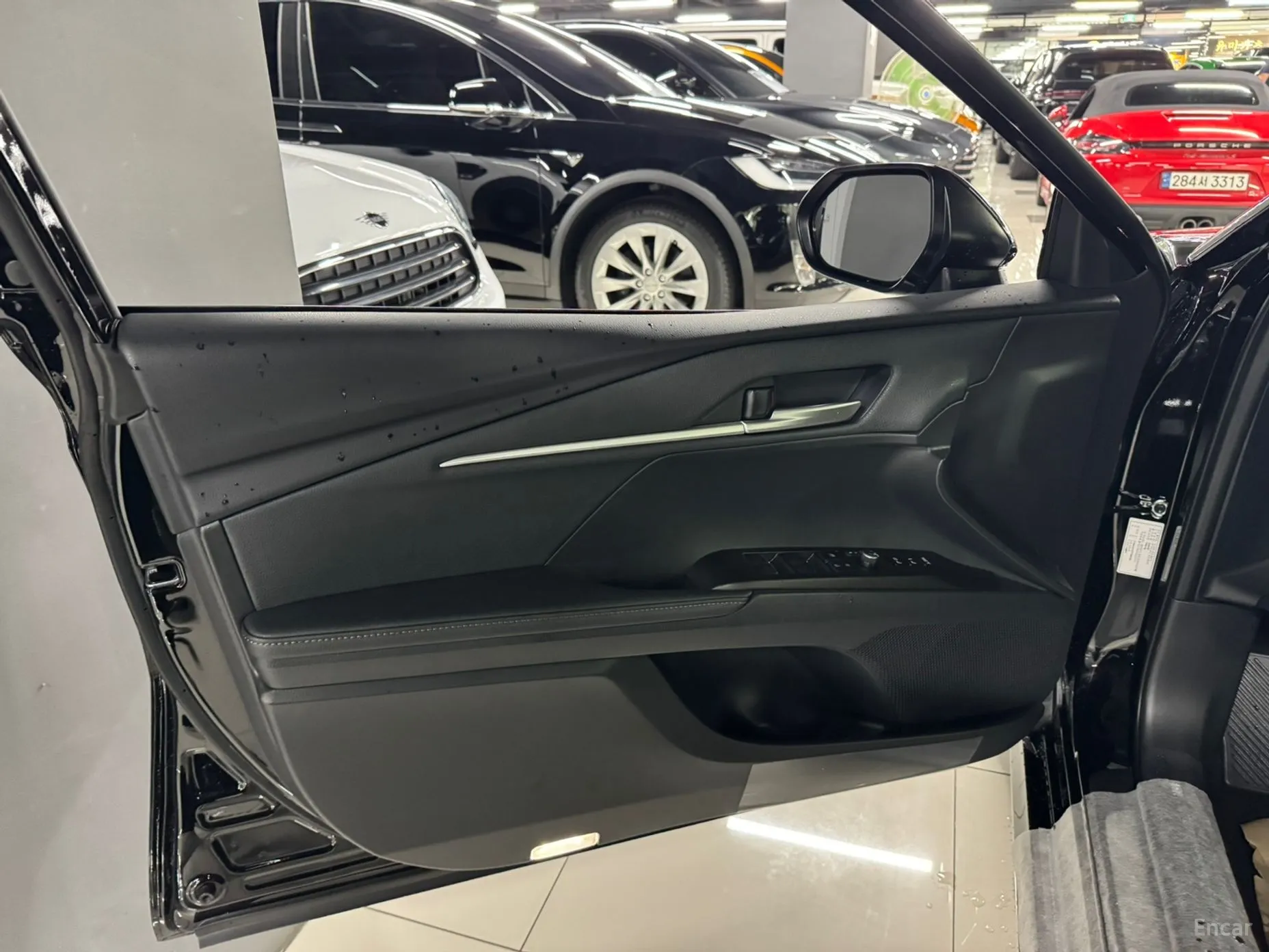 Toyota Camry (XV80) превью 4