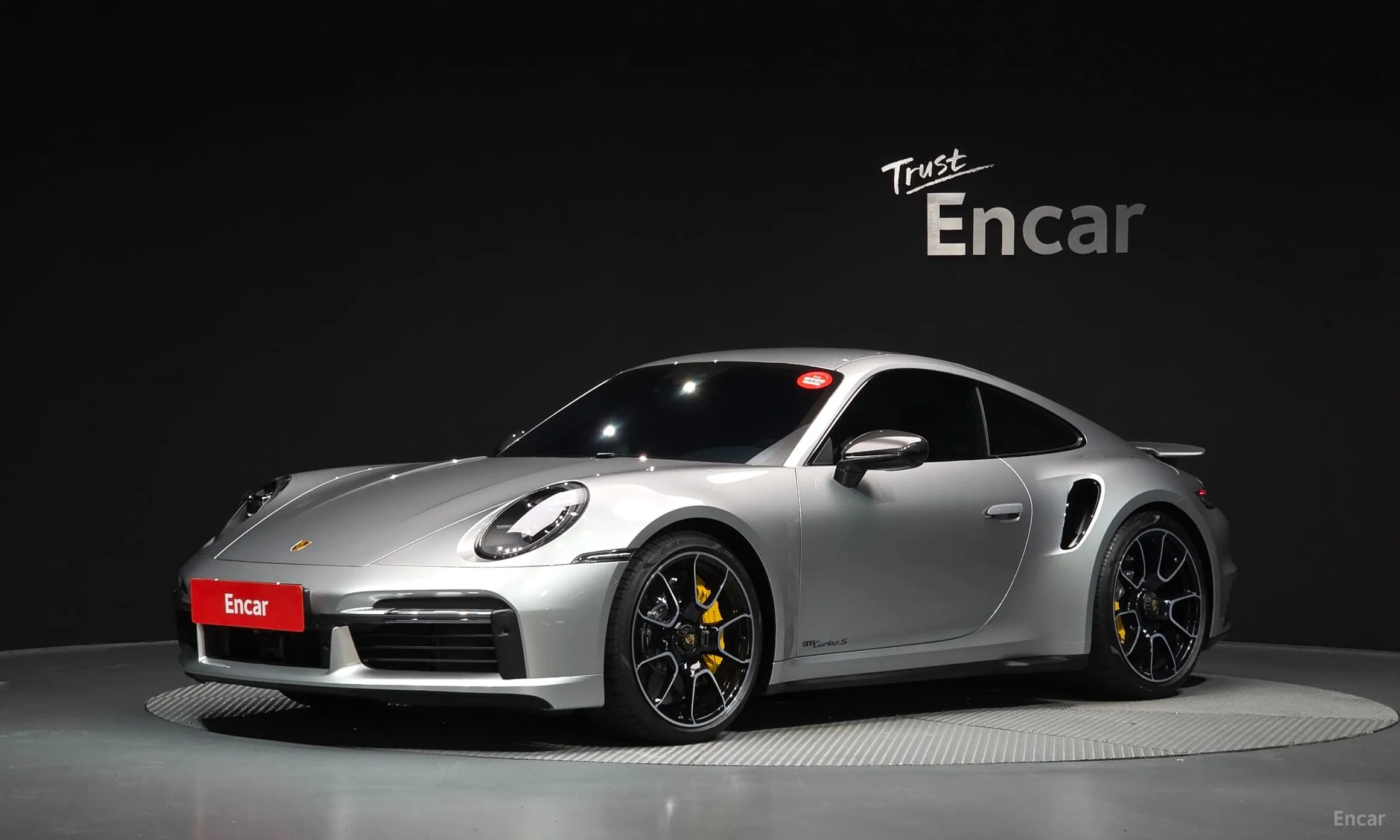 911 (992)
