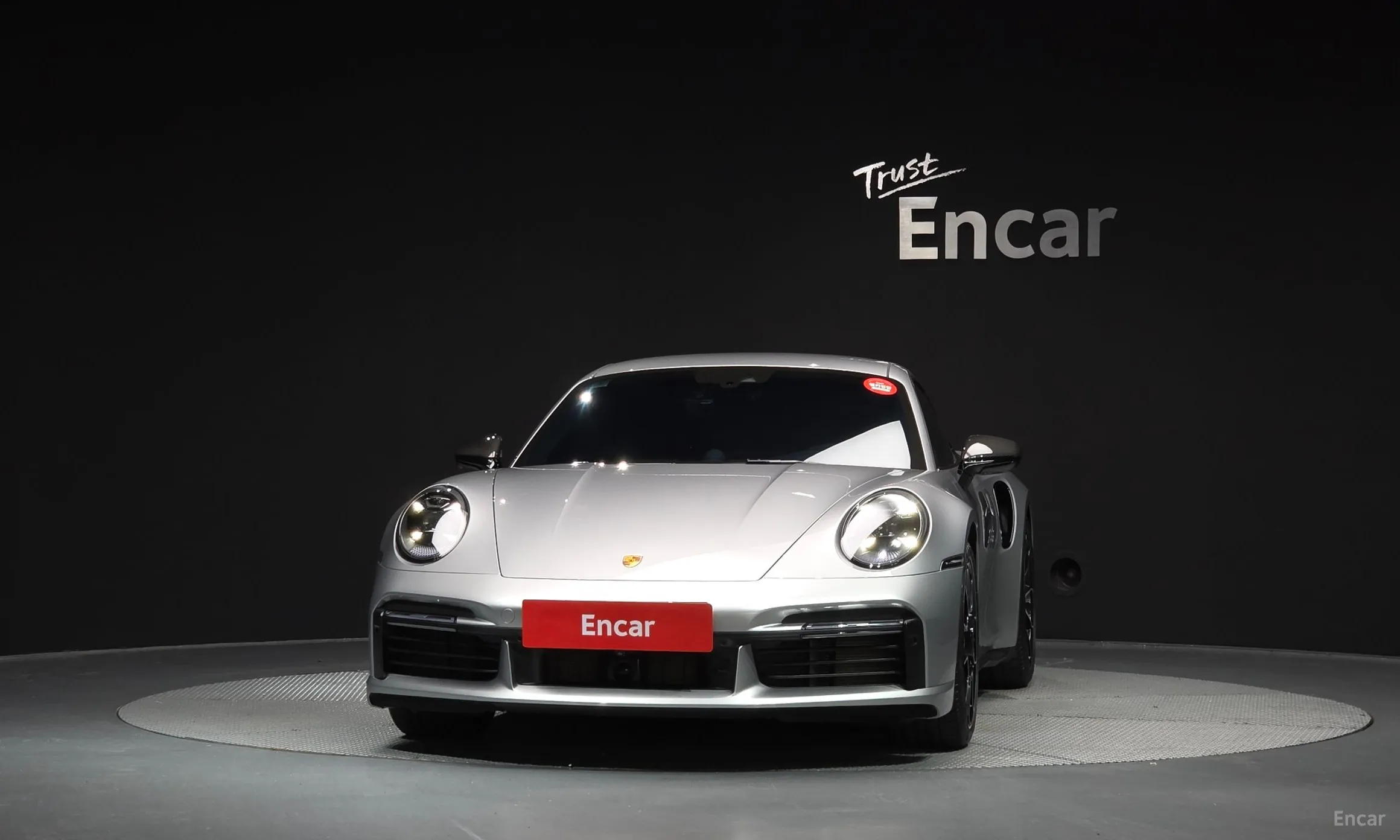 Porsche 911 (992) превью 3