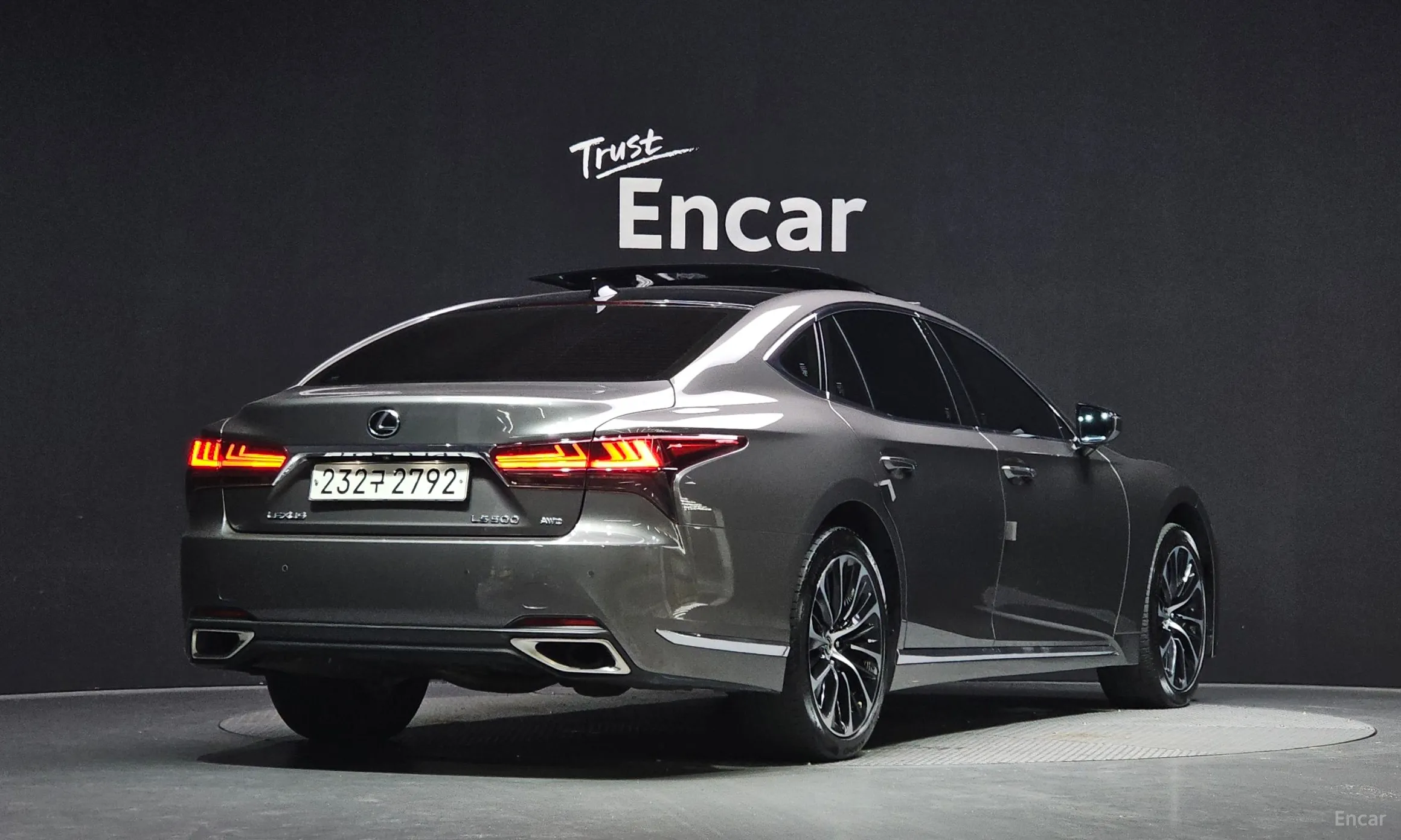 Lexus LS500 5th Generation