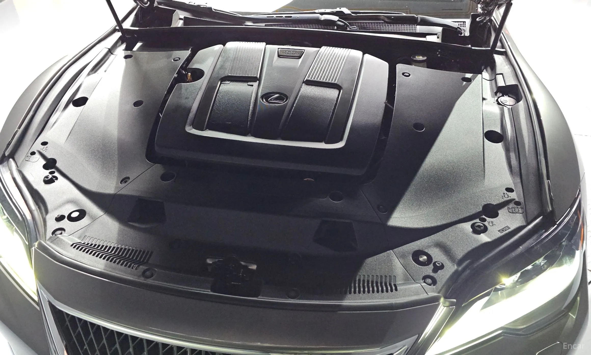 Lexus LS500 5th Generation превью 6
