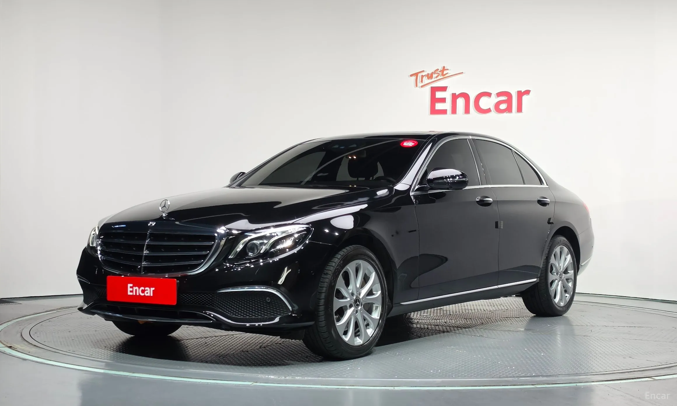 Mercedes Benz E-Class W213