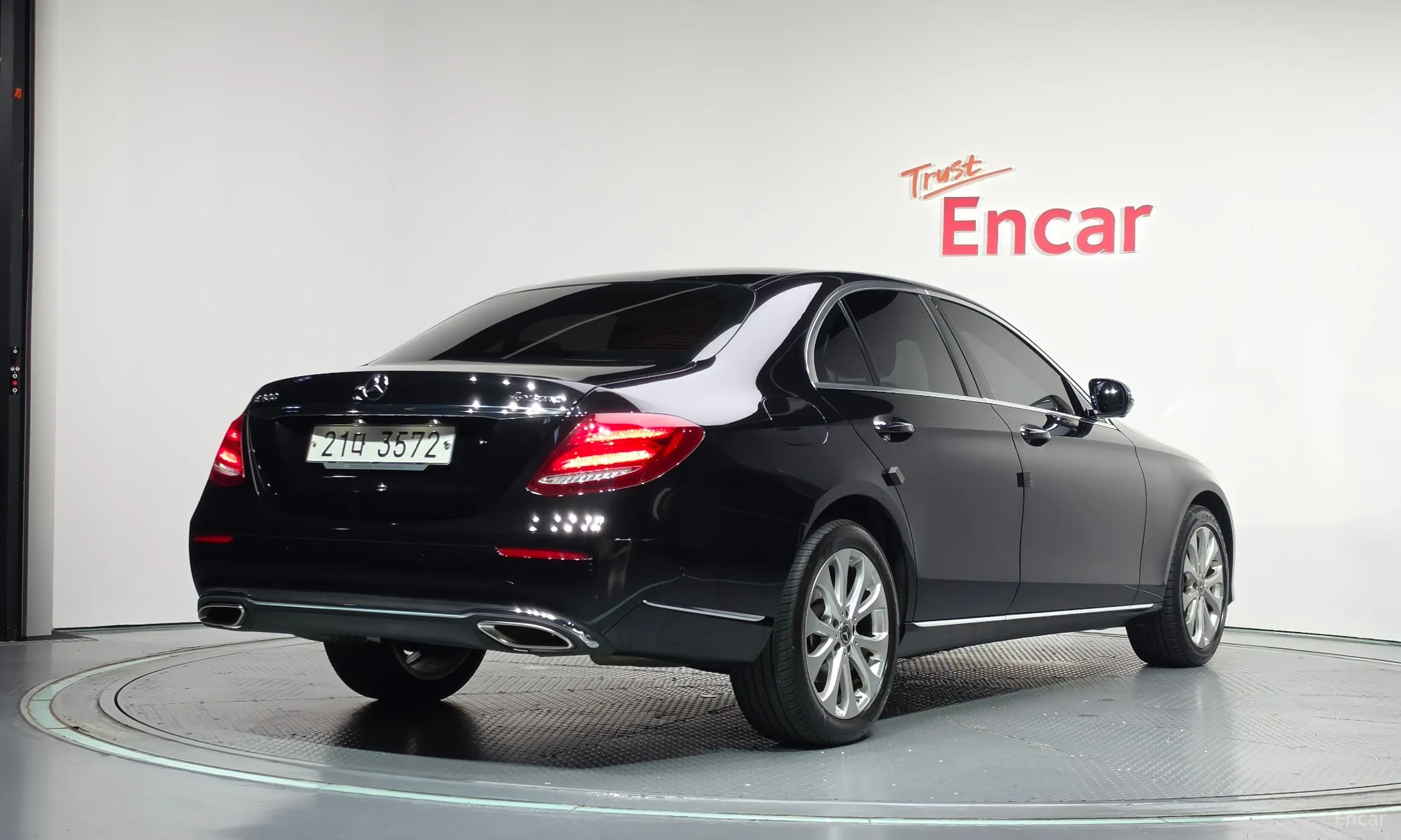 Mercedes Benz E-Class W213