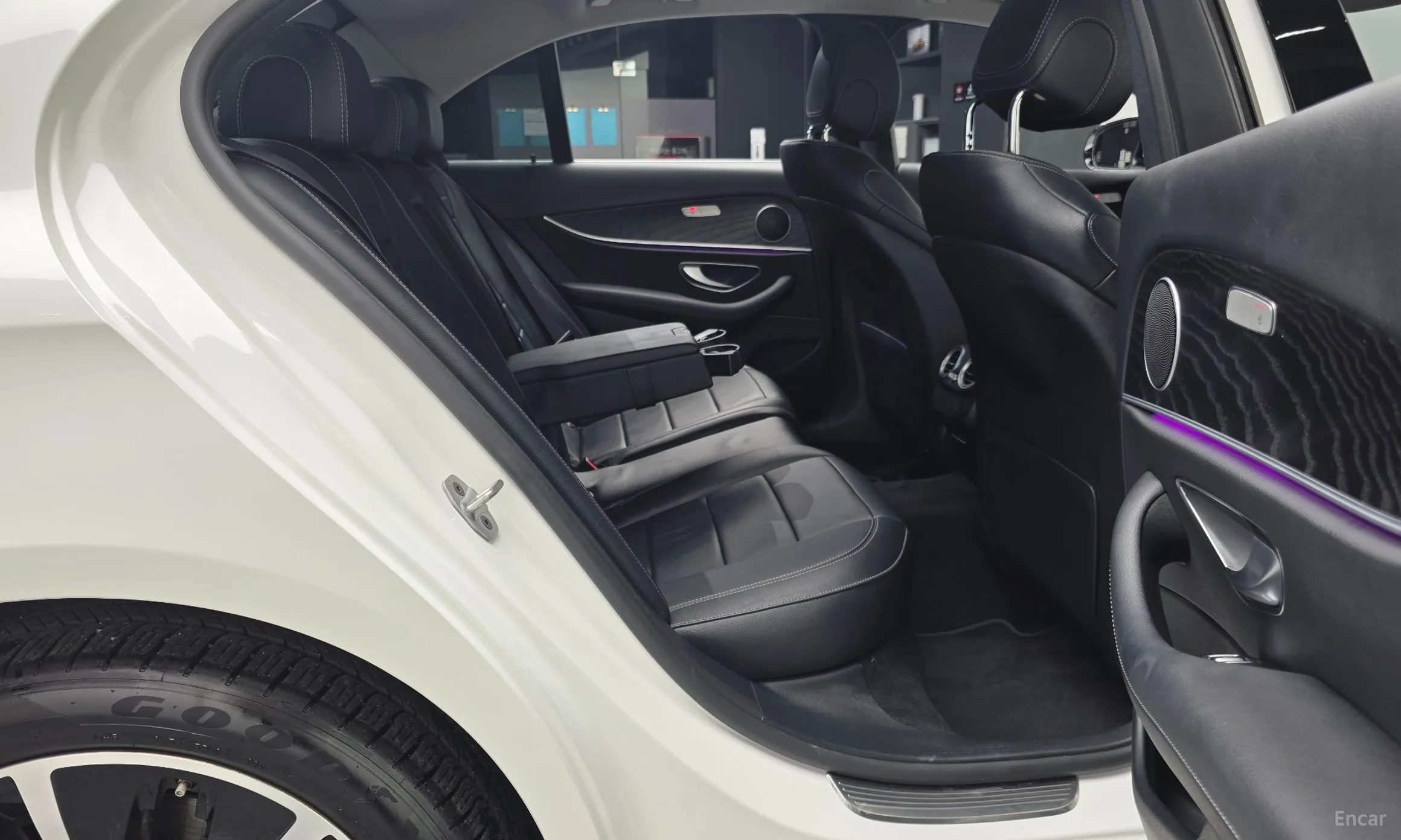 Mercedes Benz E-Class W213 превью 12