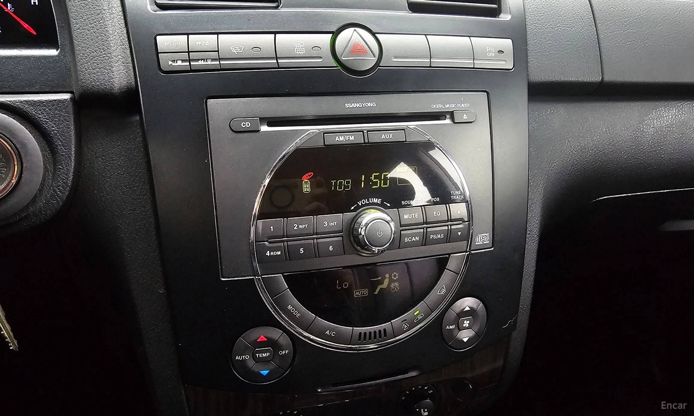 KG Mobility (SsangYong) Super Rexton превью 16