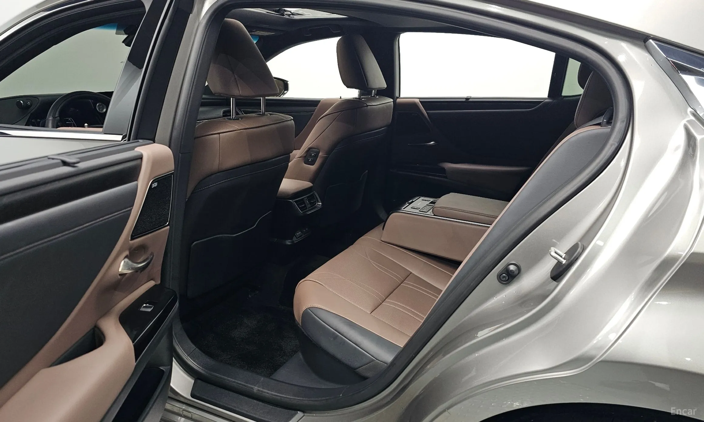 Lexus ES300h 7th Generation превью 12