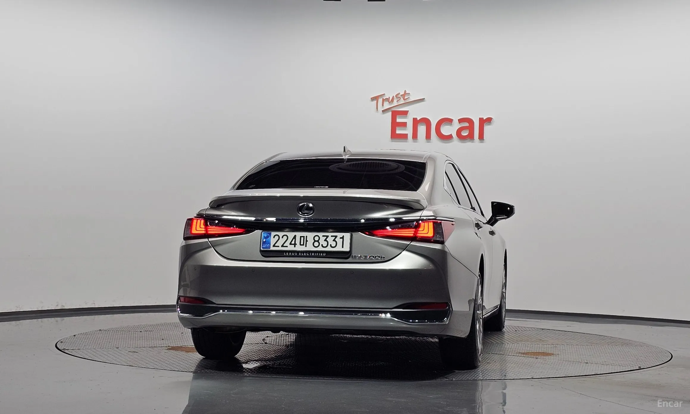 Lexus ES300h 7th Generation превью 4