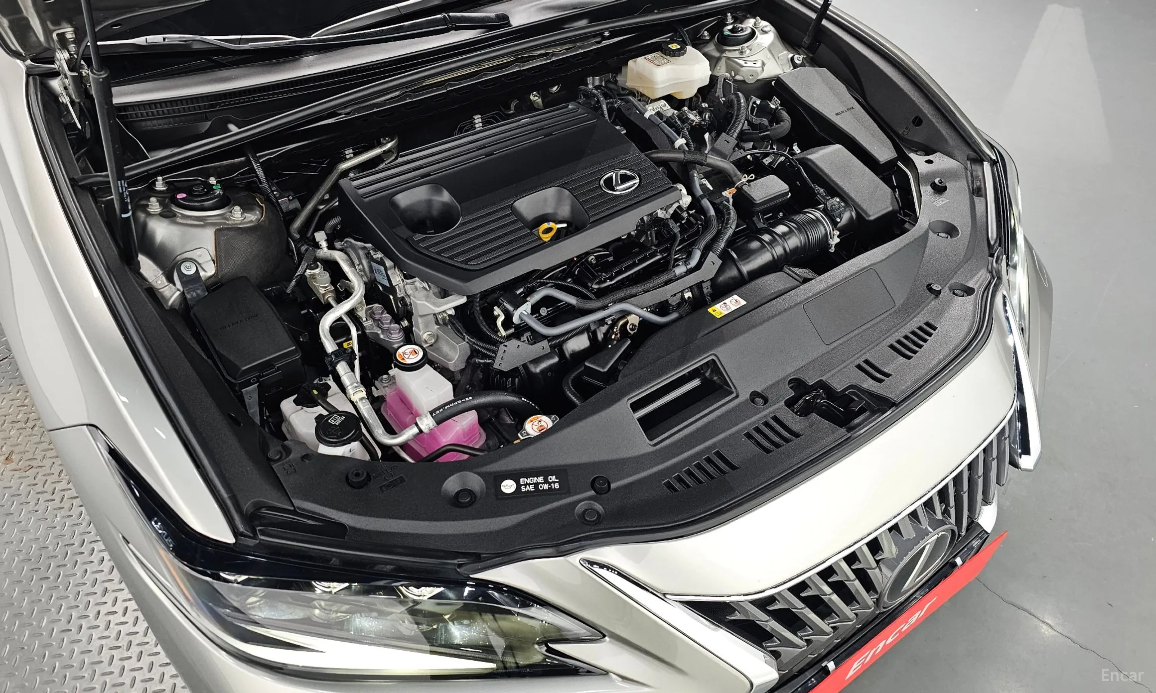 Lexus ES300h 7th Generation превью 6