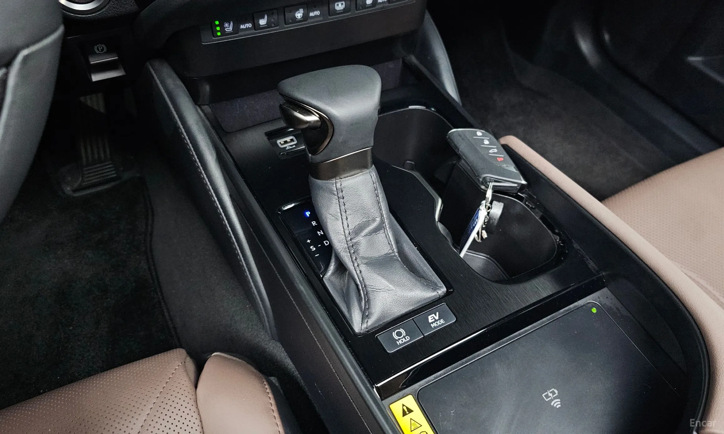Lexus ES300h 7th Generation превью 9