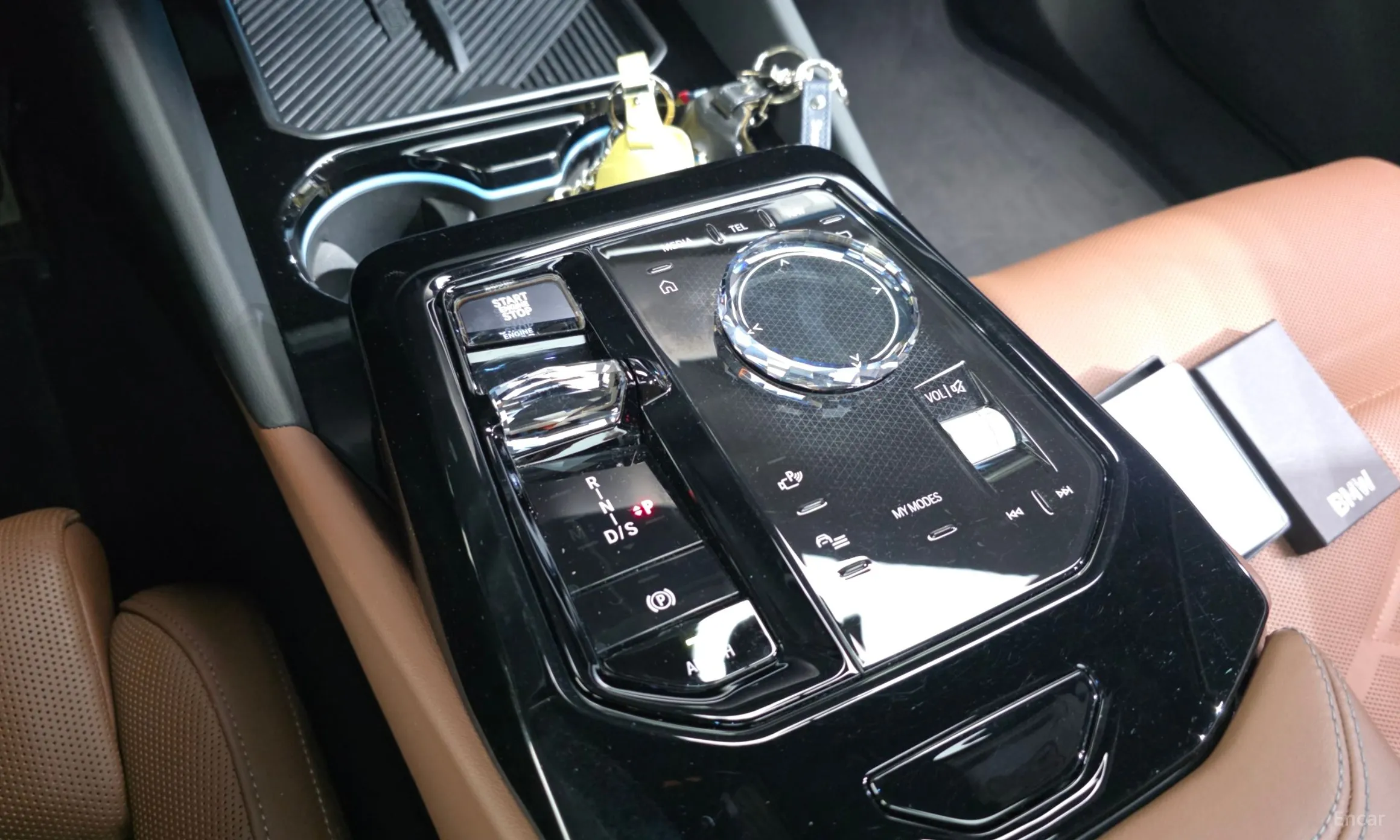 BMW 5 Series (G60) превью 9