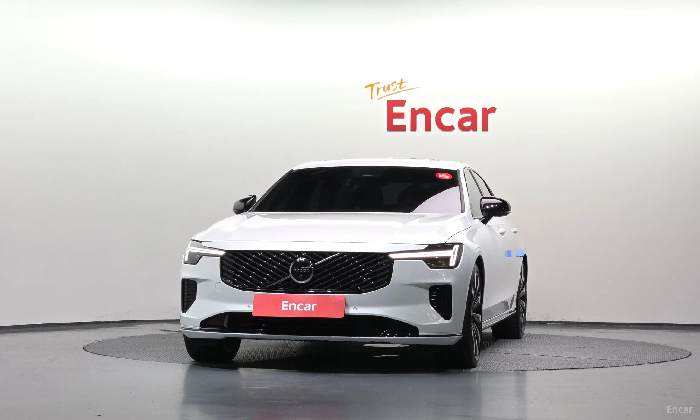 Volvo S90 превью 3