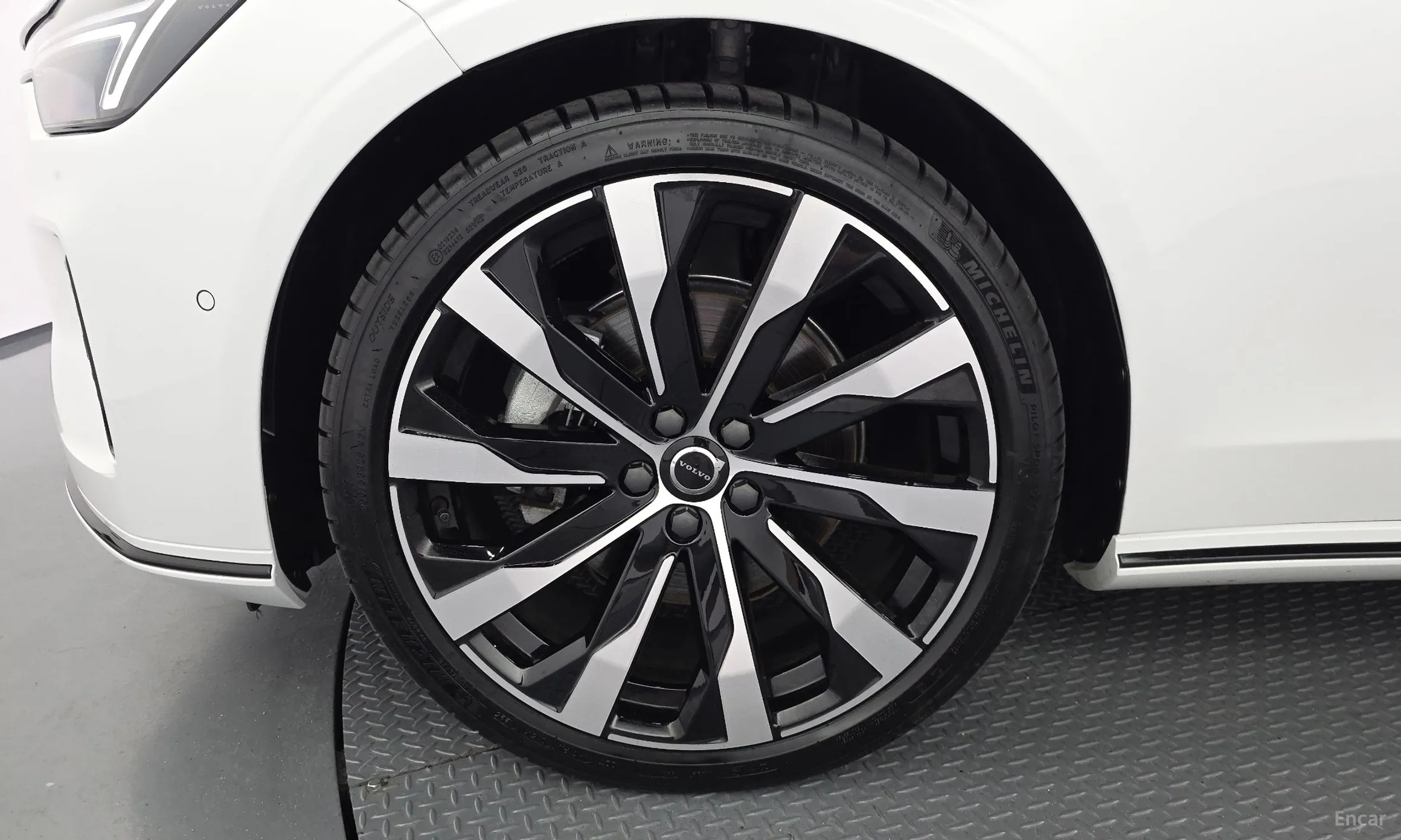 Volvo S90 превью 5