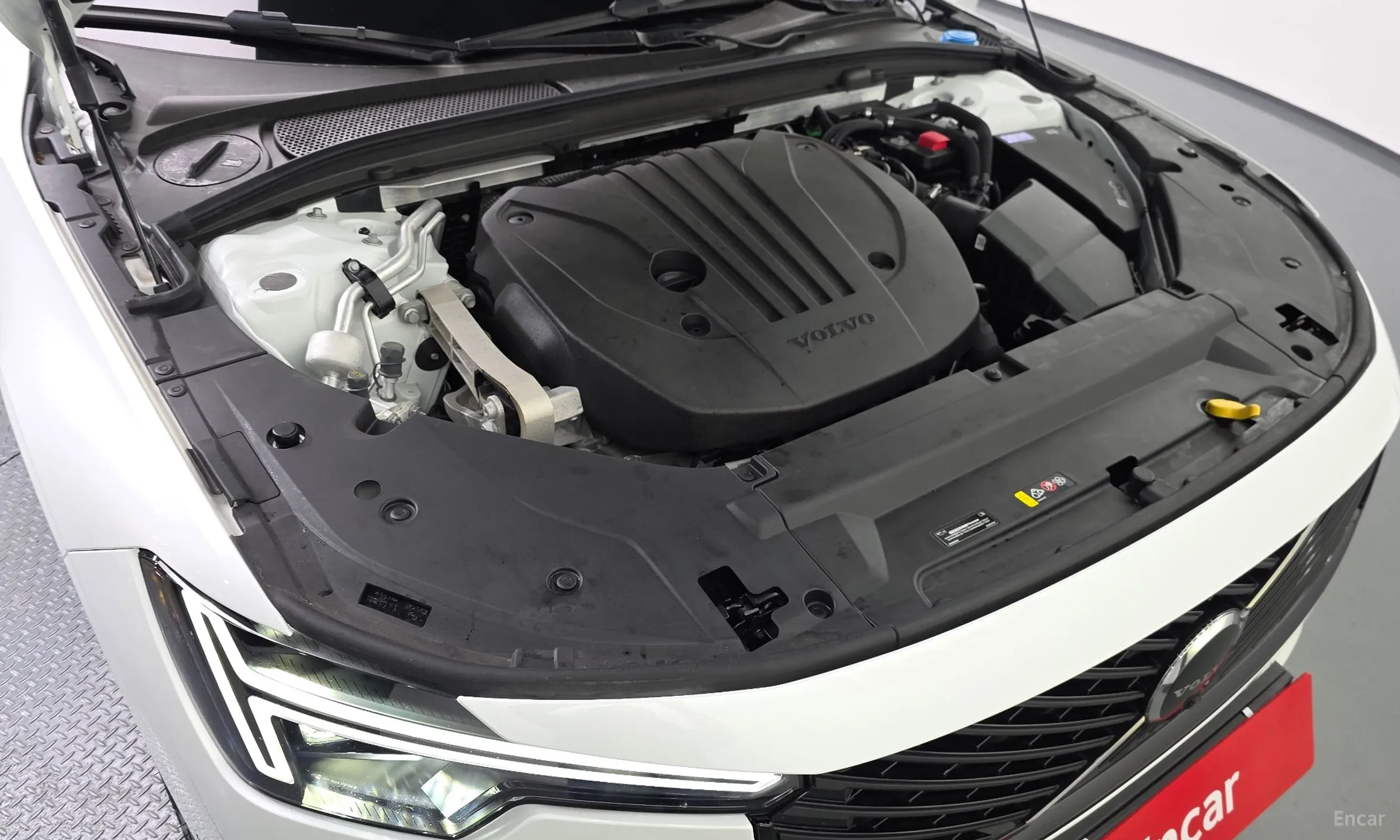 Volvo S90 превью 6