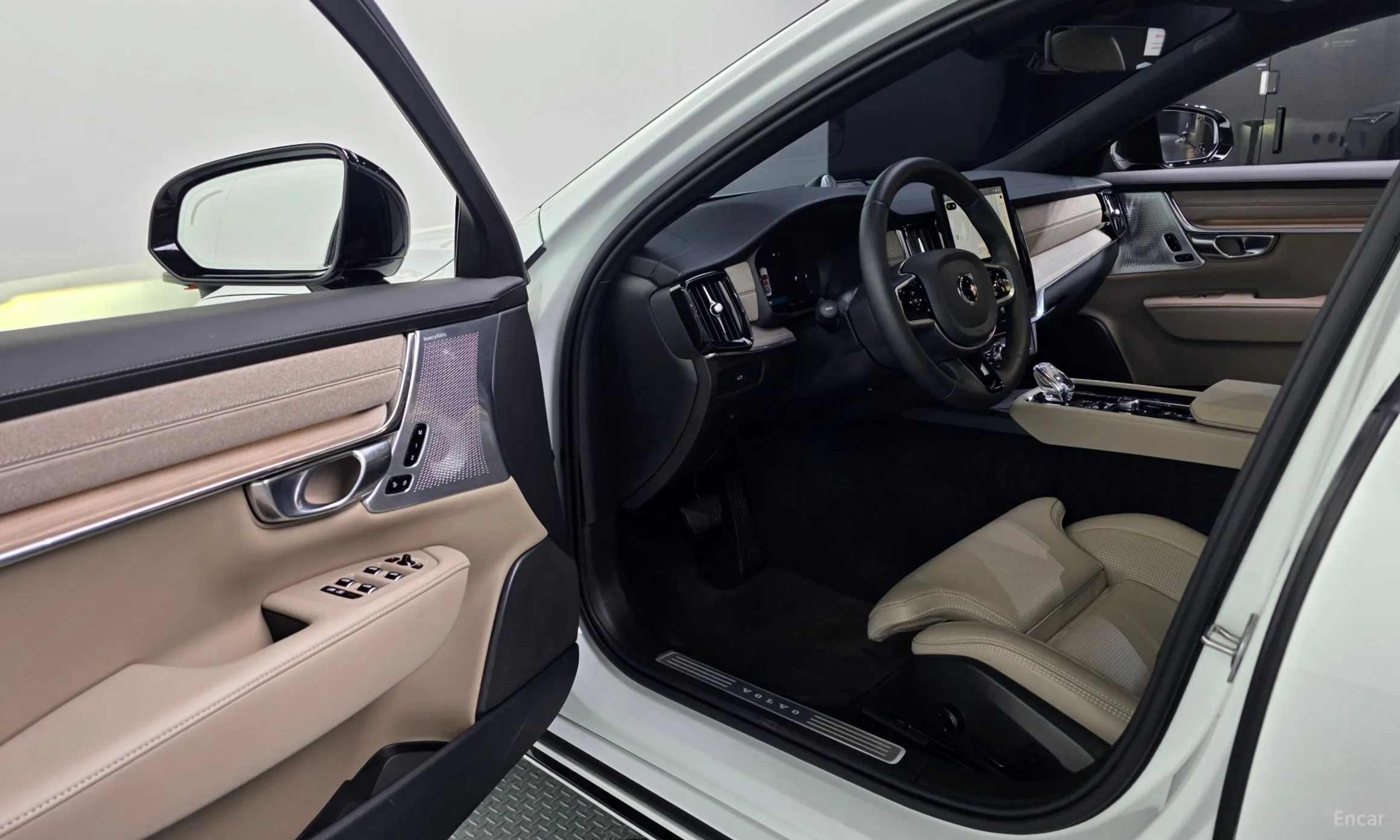 Volvo S90 превью 10