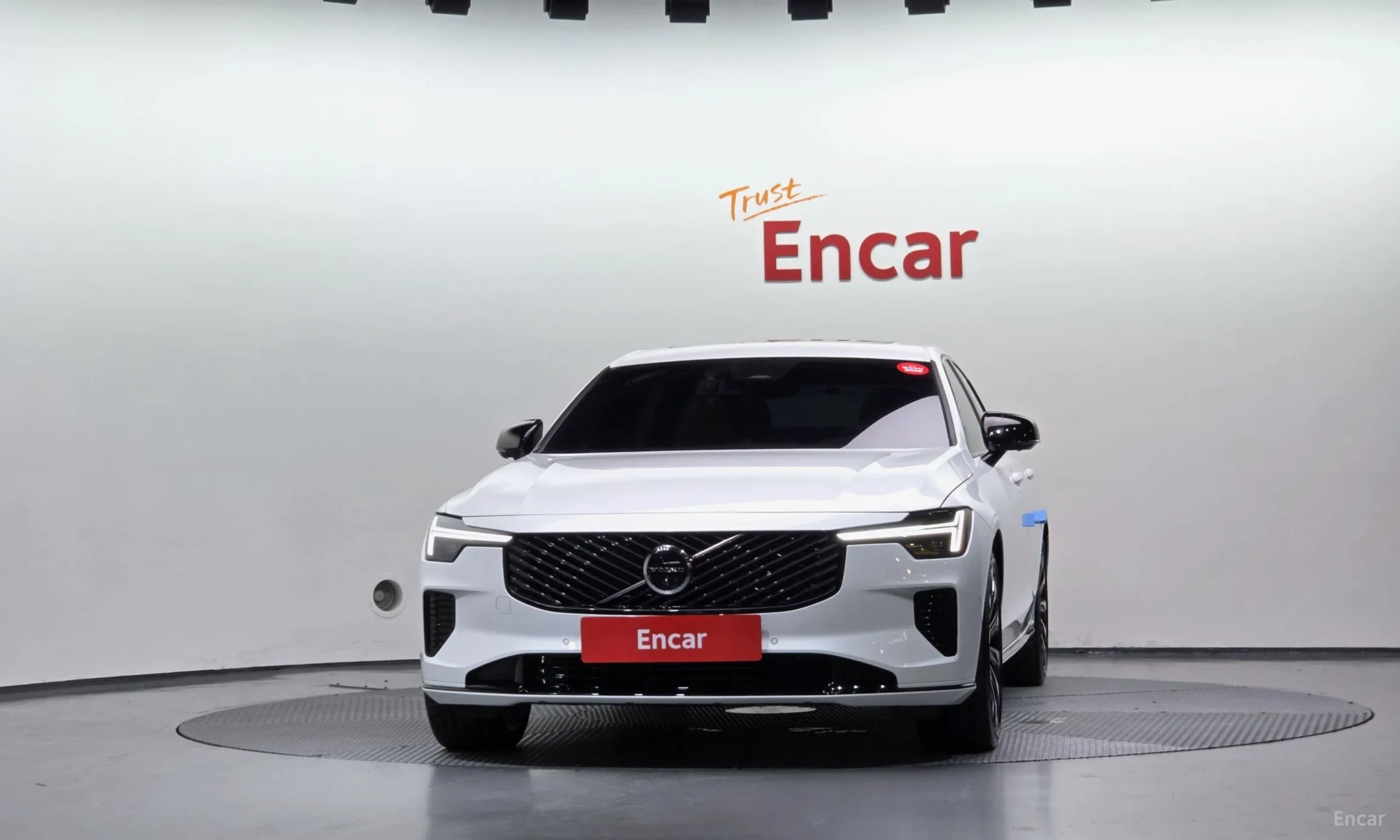 Volvo S90 превью 3