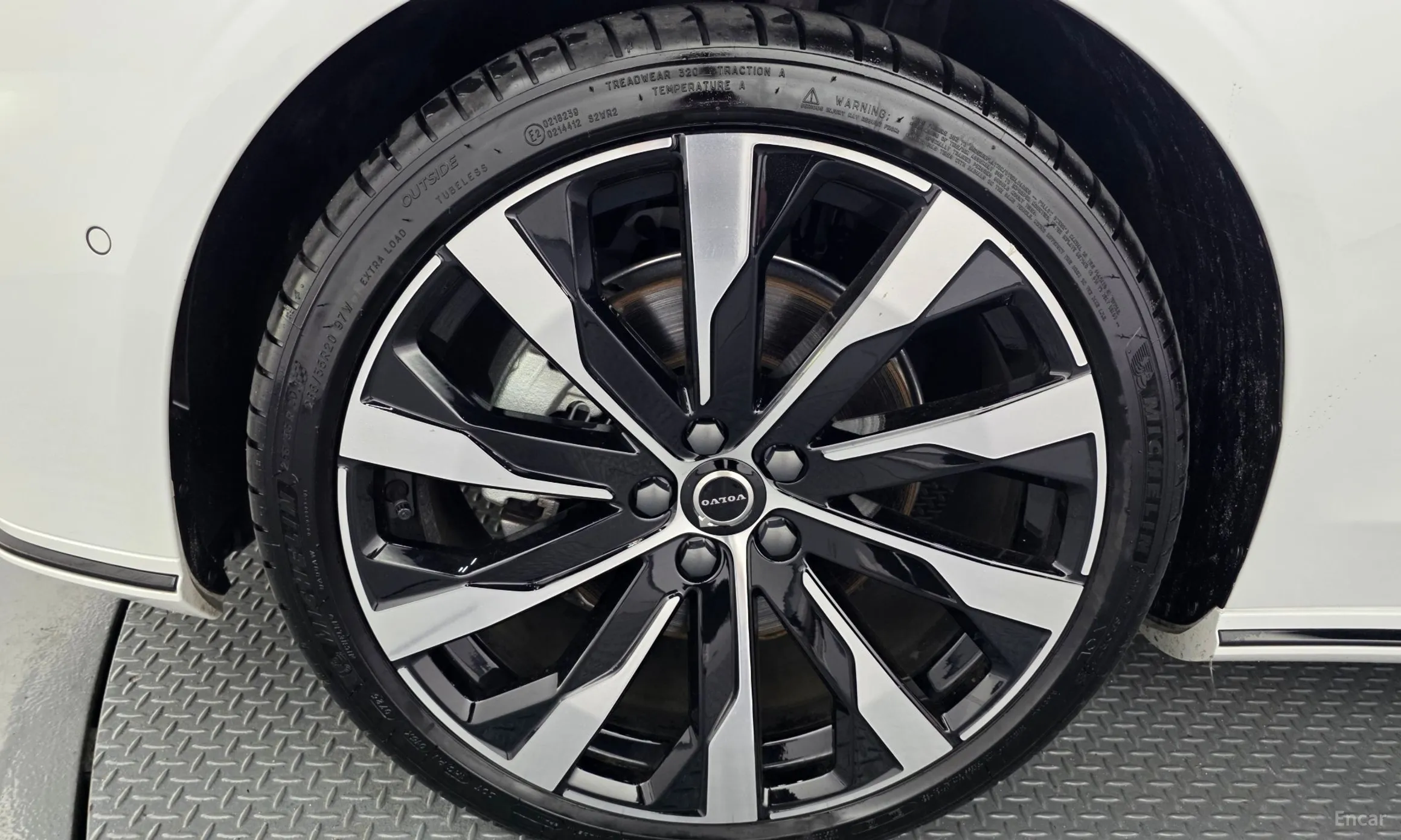 Volvo S90 превью 5