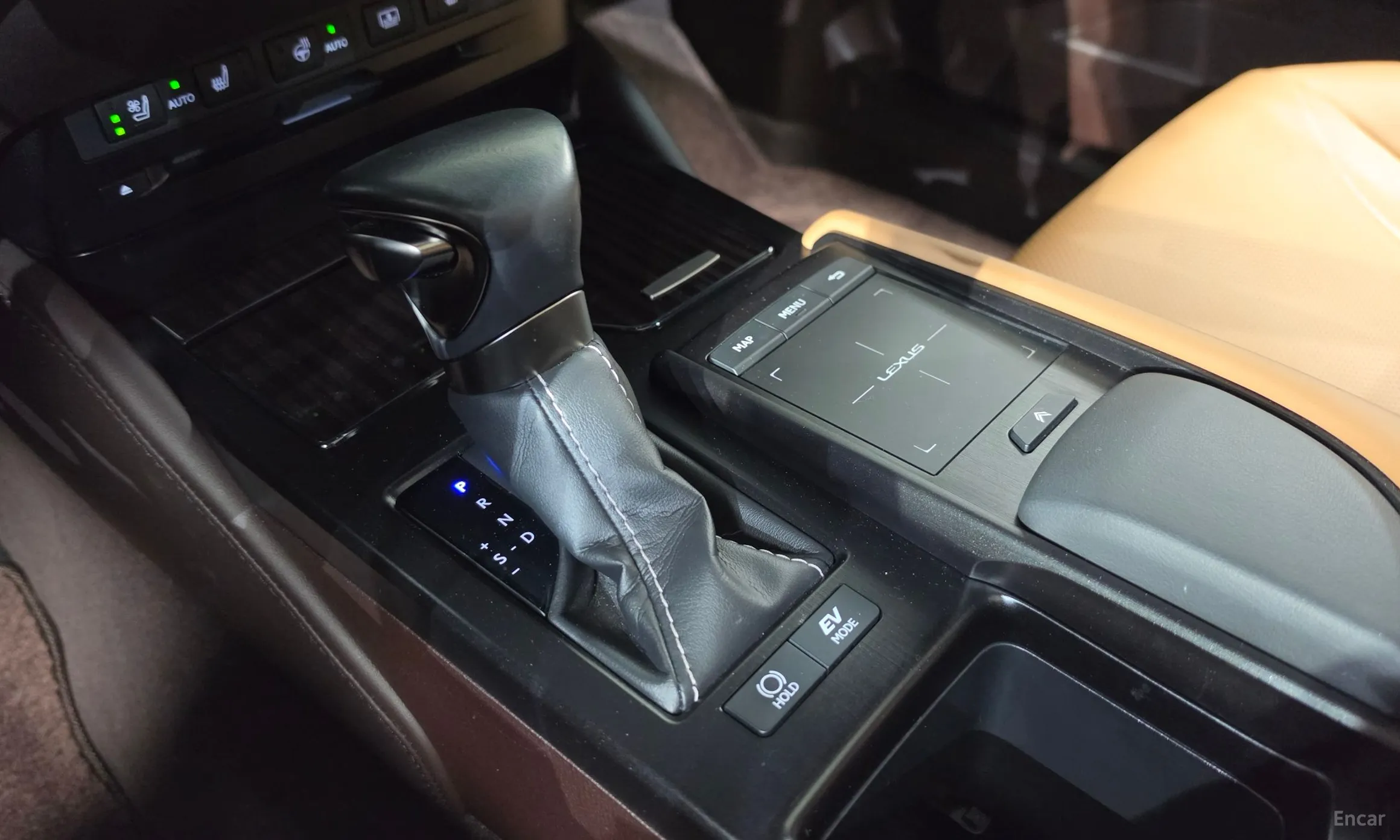 Lexus ES300h 7th Generation превью 9