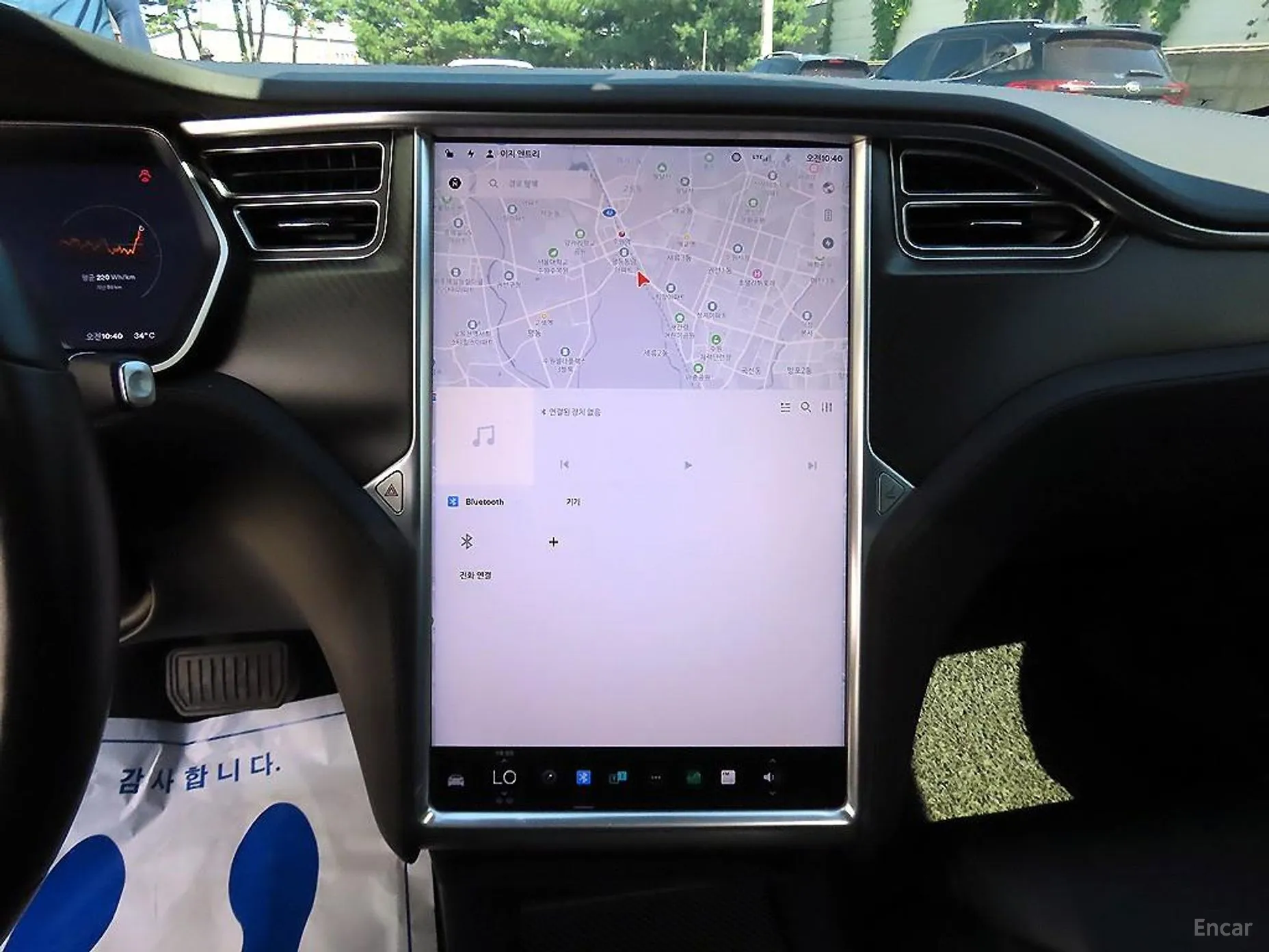 Tesla Model S превью 12