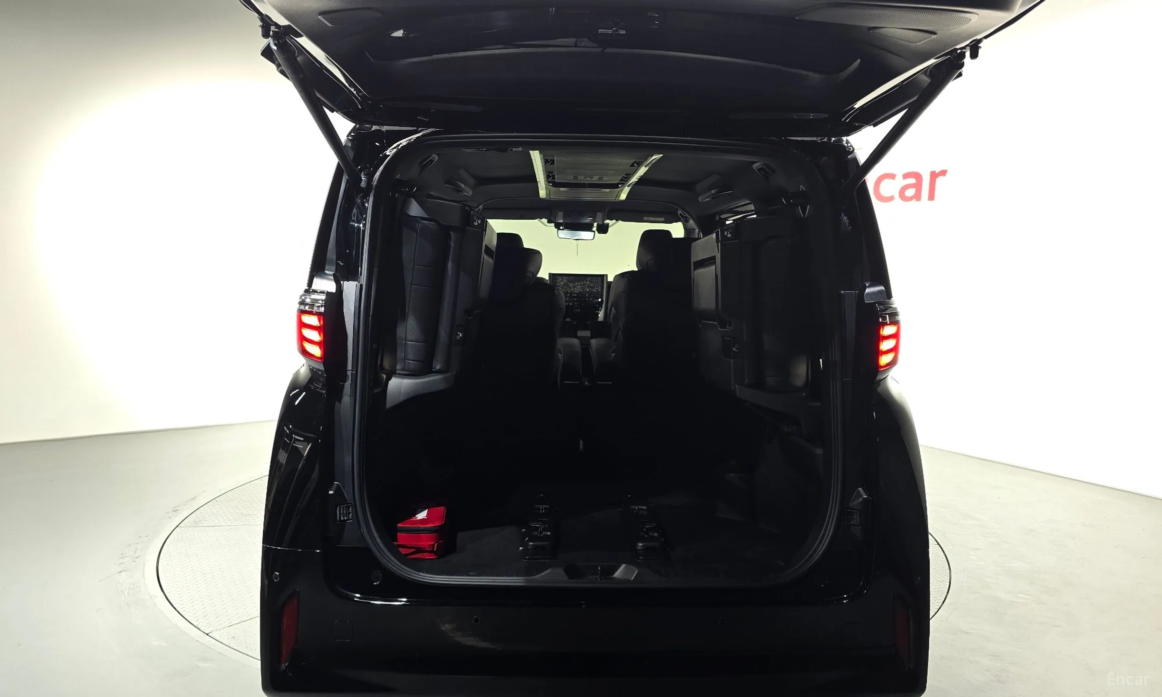 Toyota Alphard 4th Generation превью 17