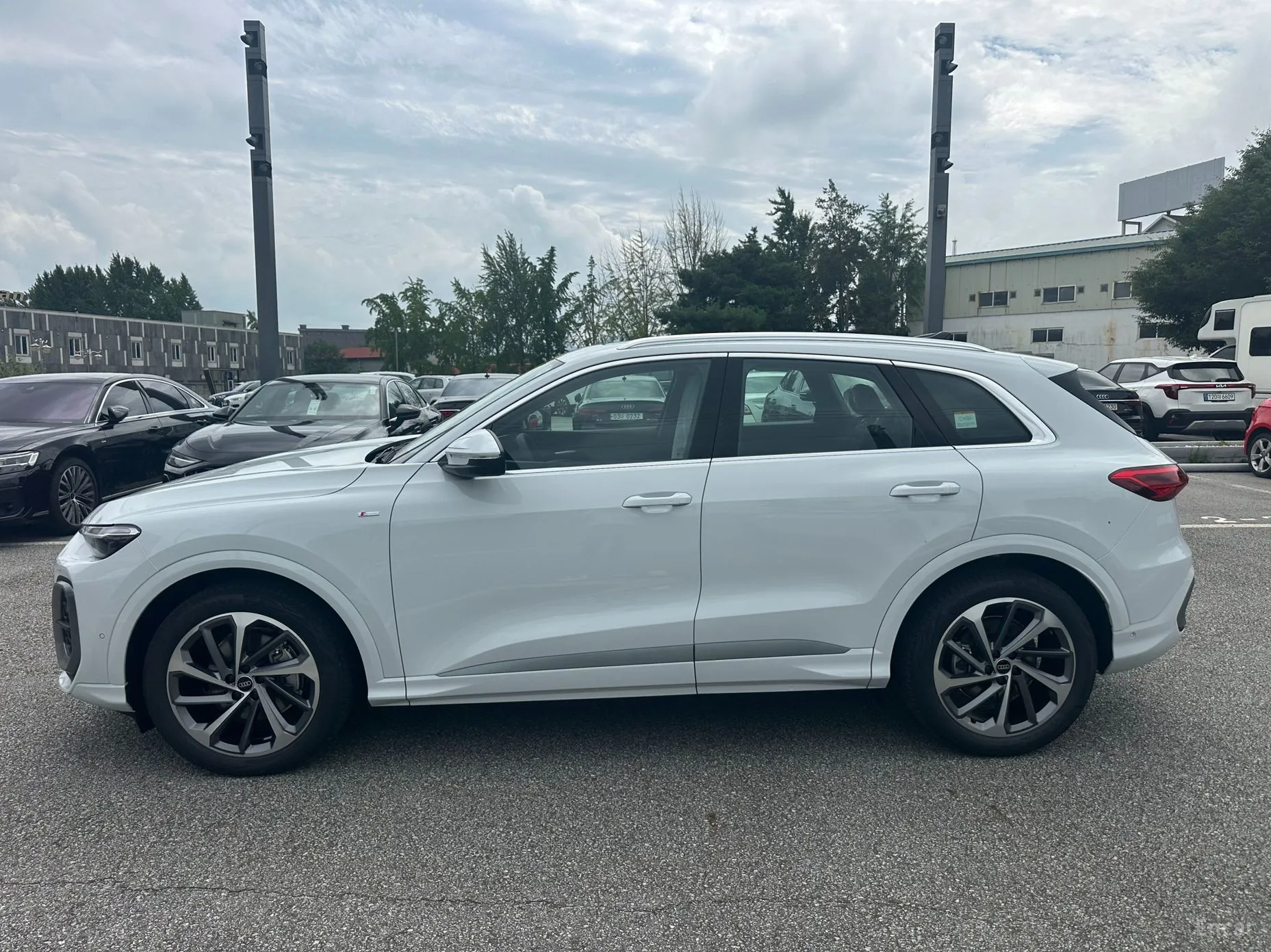Audi Q5 (80a) превью 11
