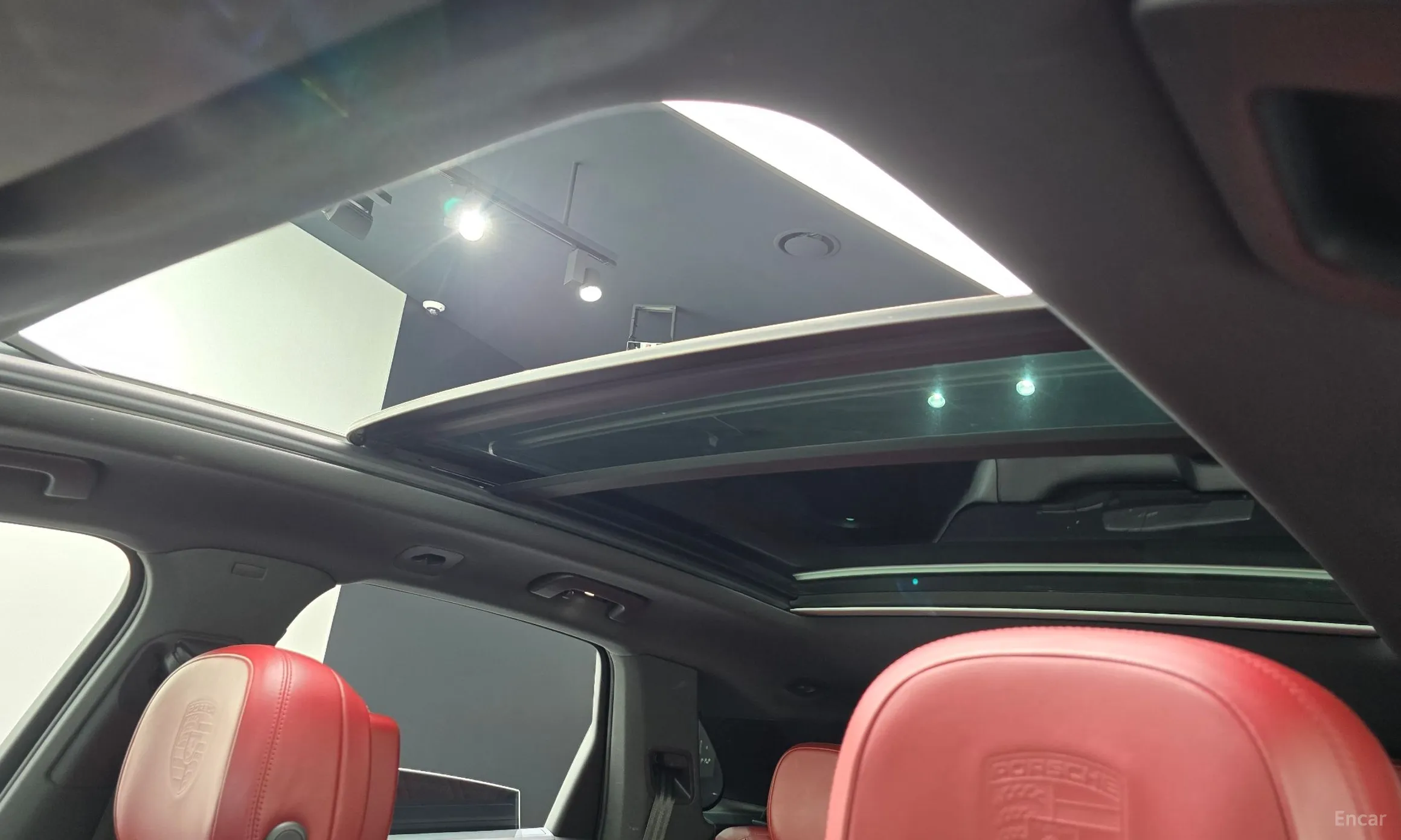 Porsche Cayenne (PO536) превью 18