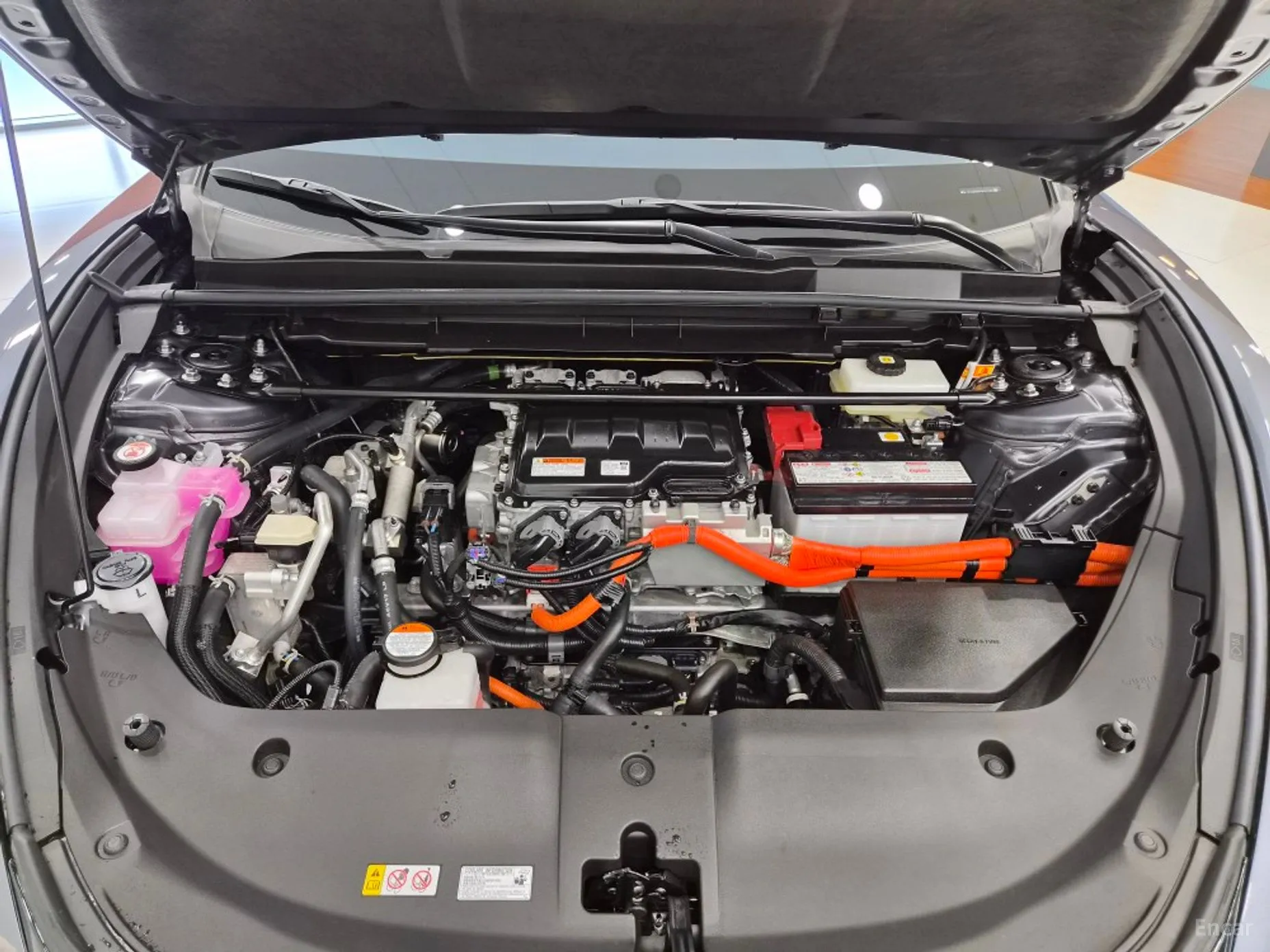 Lexus RZ450e превью 6