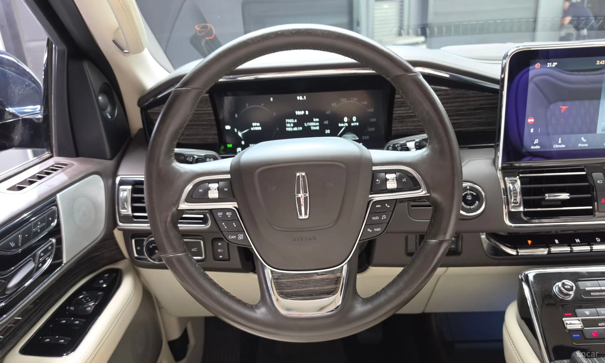 Lincoln Navigator 4th generation превью 13